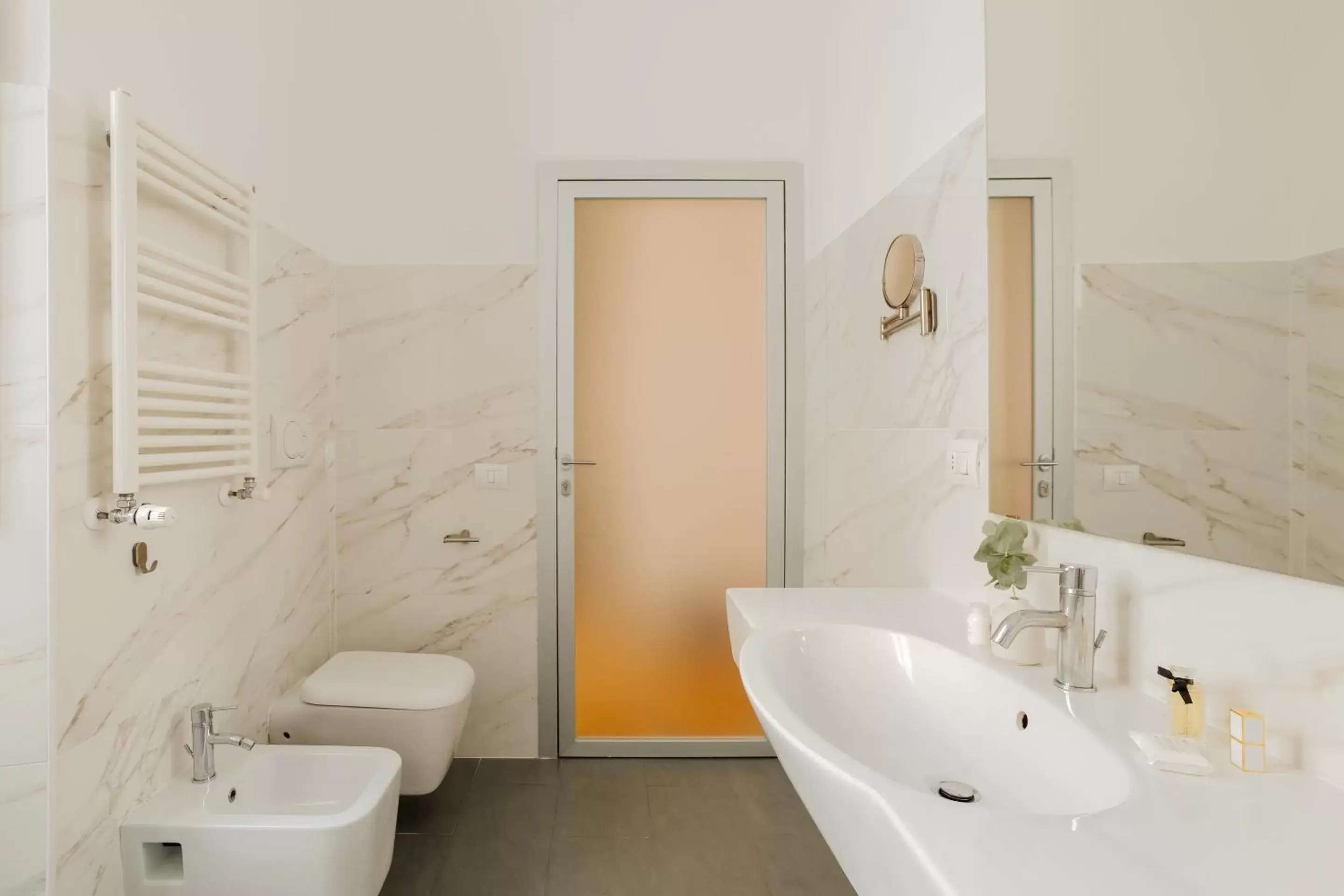 Bathroom in Sonder Fontana Di Trevi
