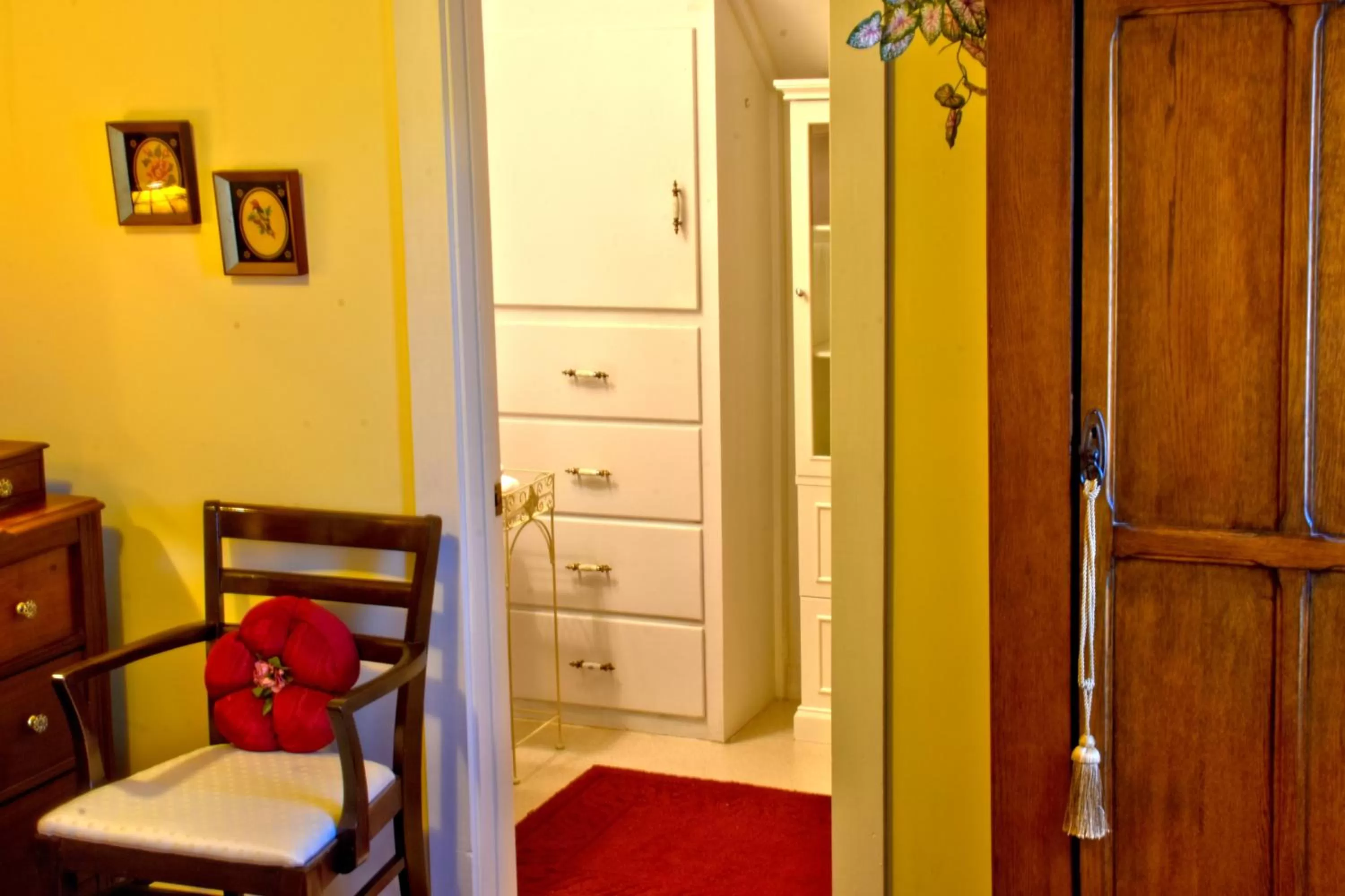 Bathroom in Bard's Inn