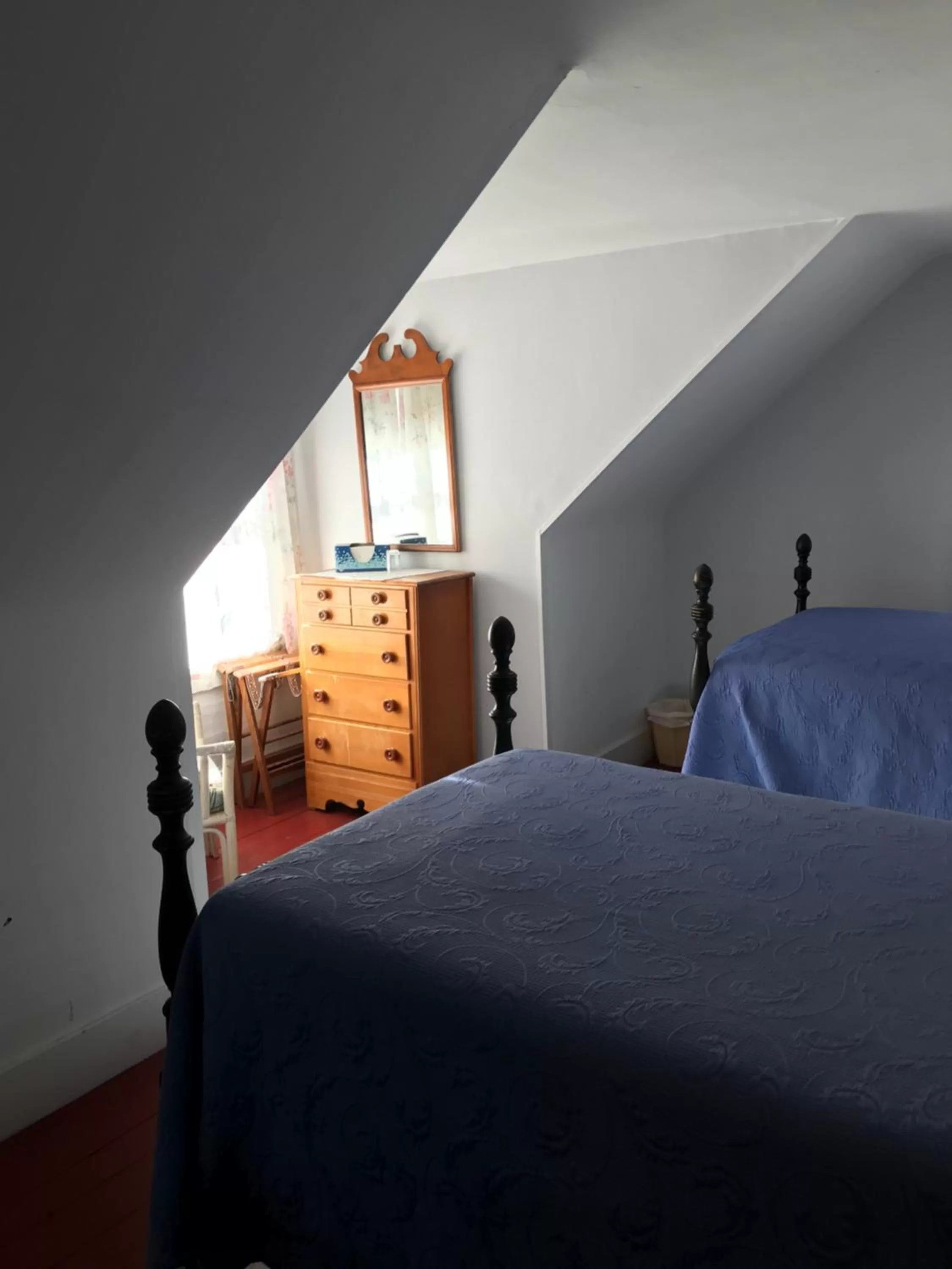 Bed in Maple Hill Farm Bed & Breakfast