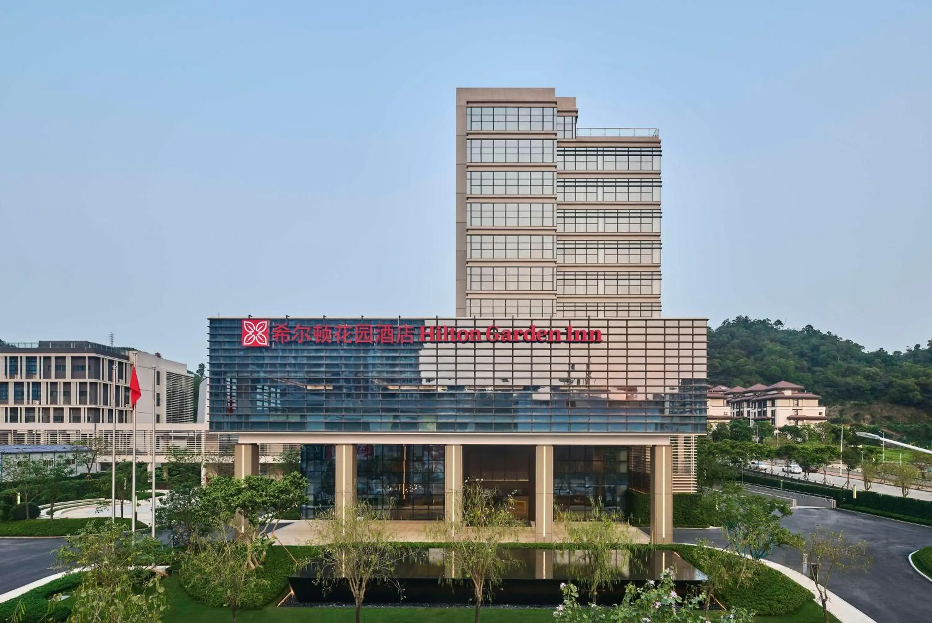 Property building in Hilton Garden Inn Zhuhai Jinan University Property building in Hilton Garden Inn Zhuhai Jinan University