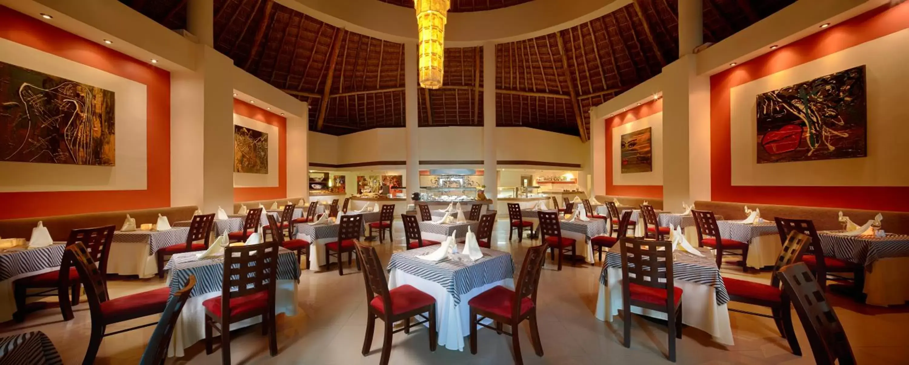 Restaurant/Places to Eat in Desire Riviera Maya Resort