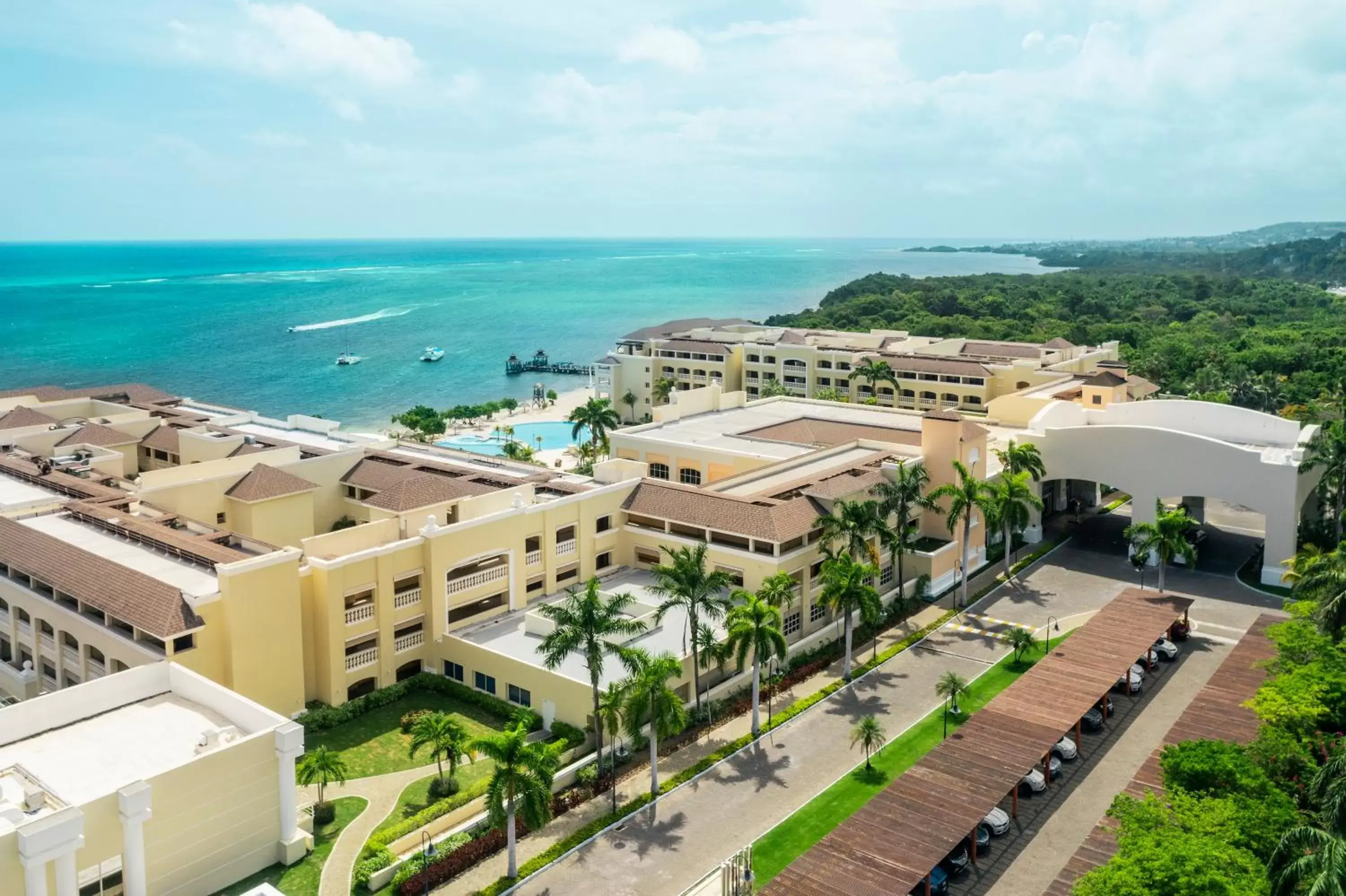 Property building, Bird's-eye View in Iberostar Rose Hall Beach