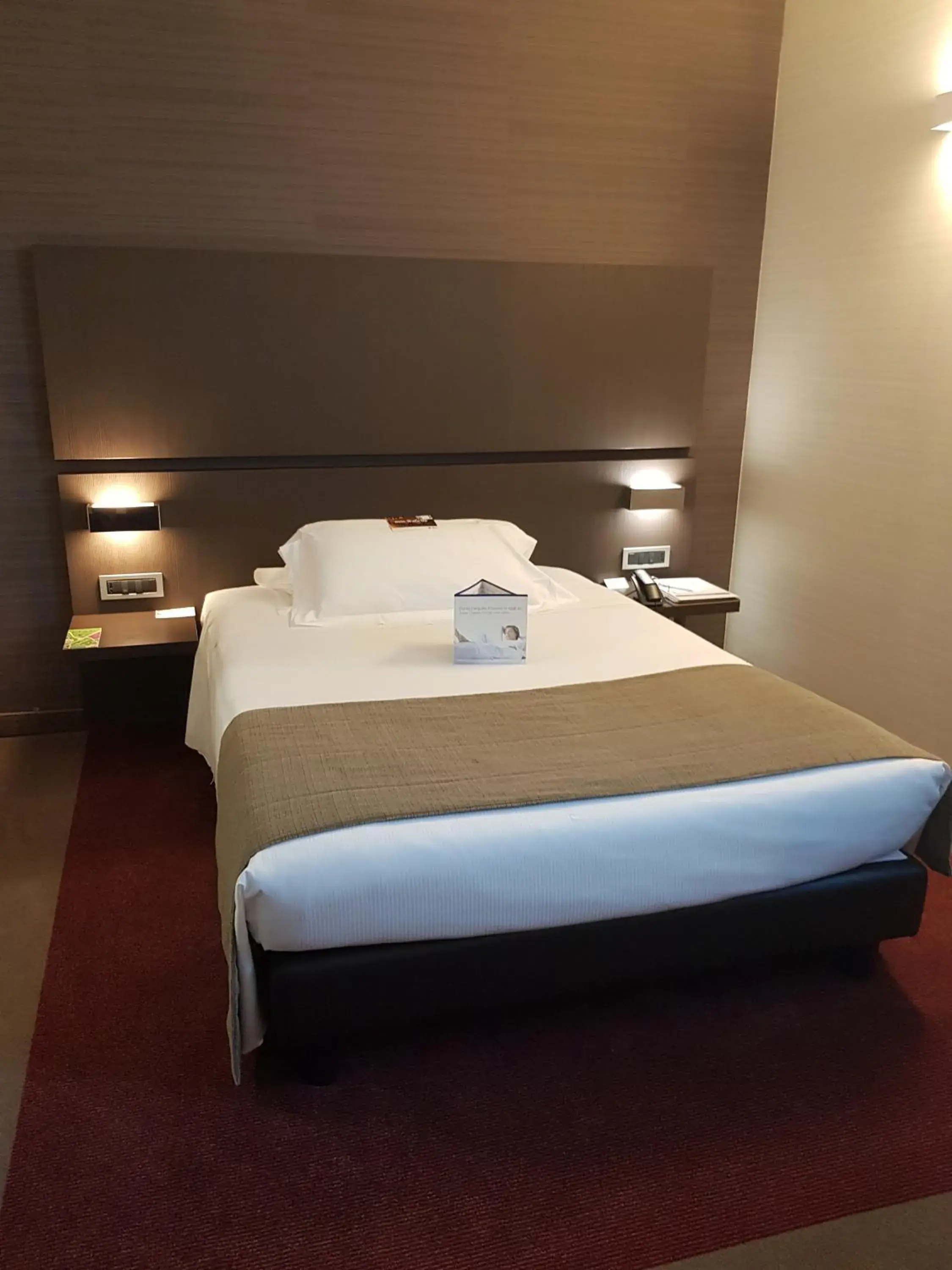 Bed in Best Western Premier Hotel Monza E Brianza Palace