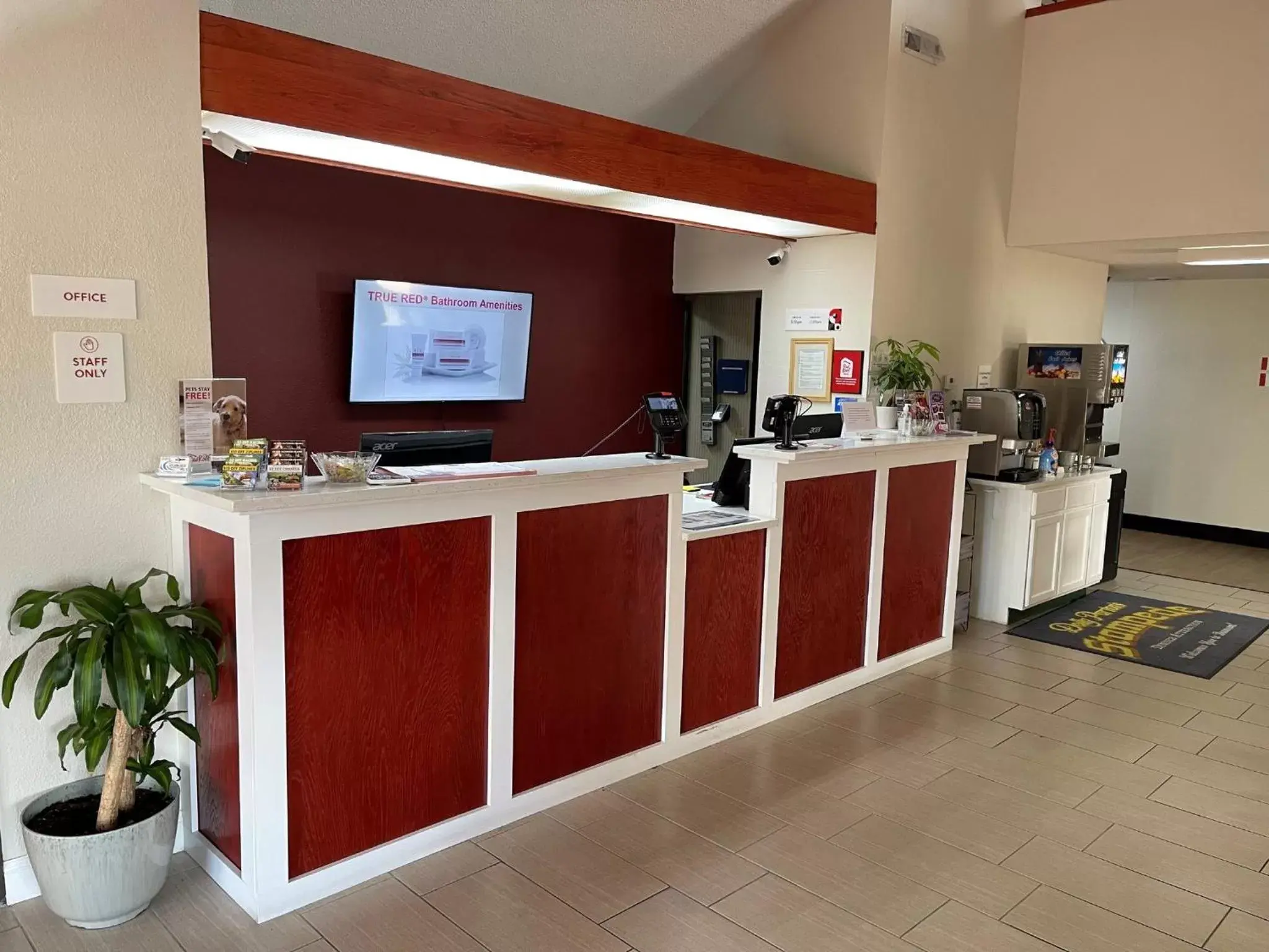 Lobby or reception in Red Roof Inn Branson