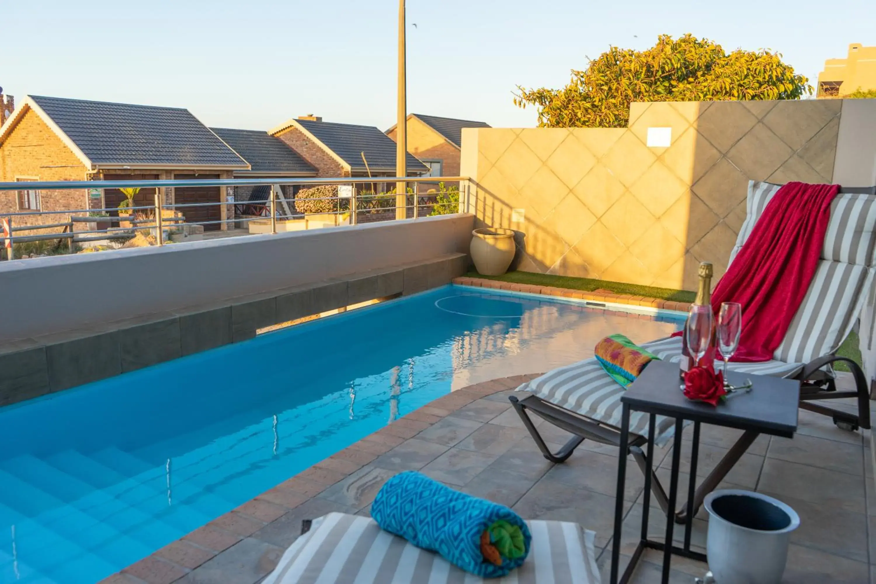 City view, Swimming Pool in Bar-t-nique Guest House