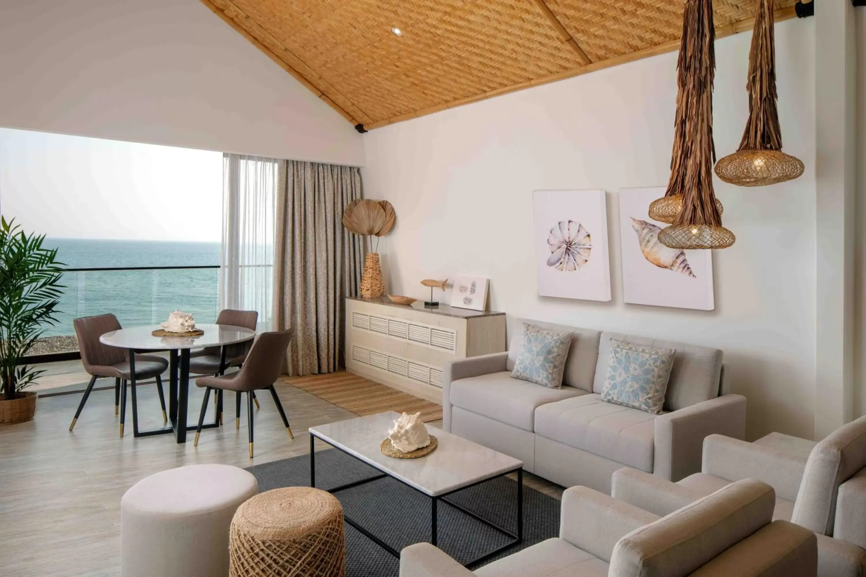 View (from property/room), Seating Area in Anantara World Islands Dubai Resort