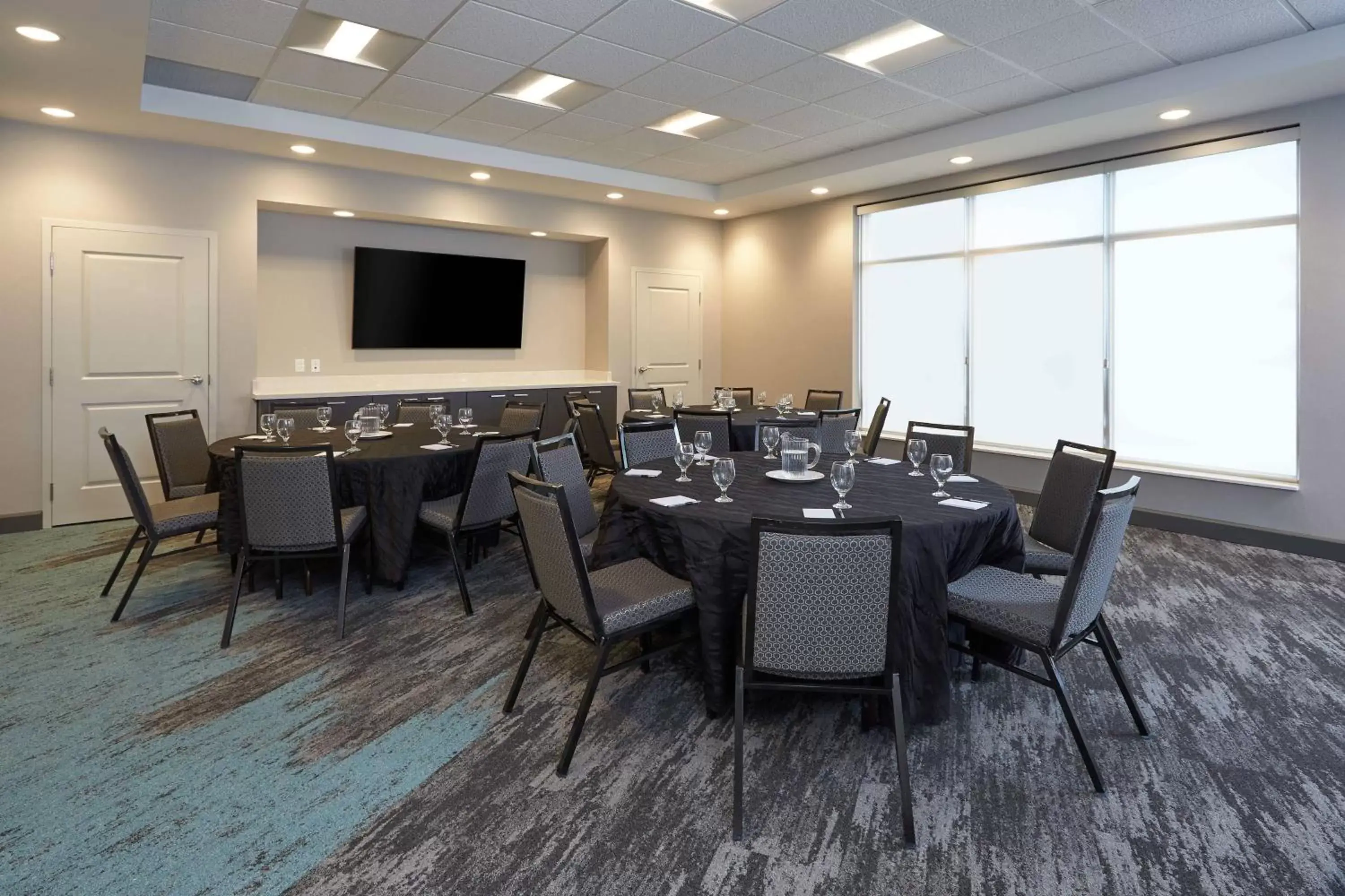 Meeting/conference room in TownePlace Suites by Marriott Hamilton