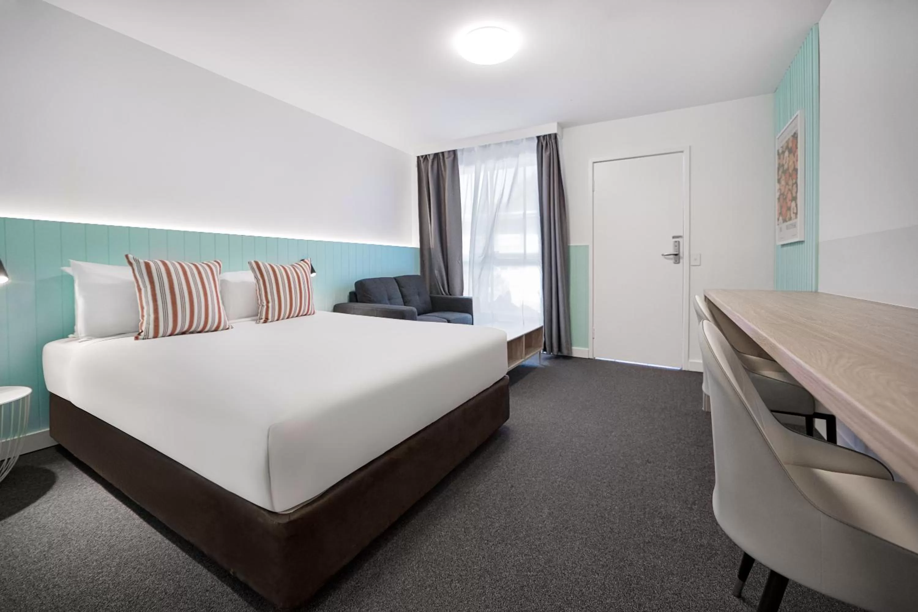 Two-Bedroom Family Suite in Gosford Palms Motor Inn