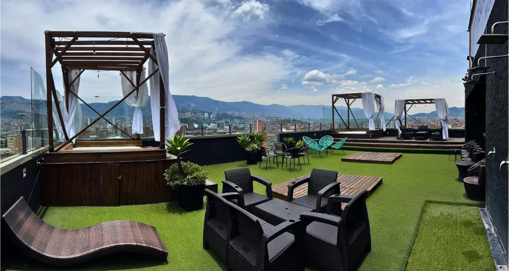 Balcony/Terrace in Tequendama Hotel Medellín - Estadio