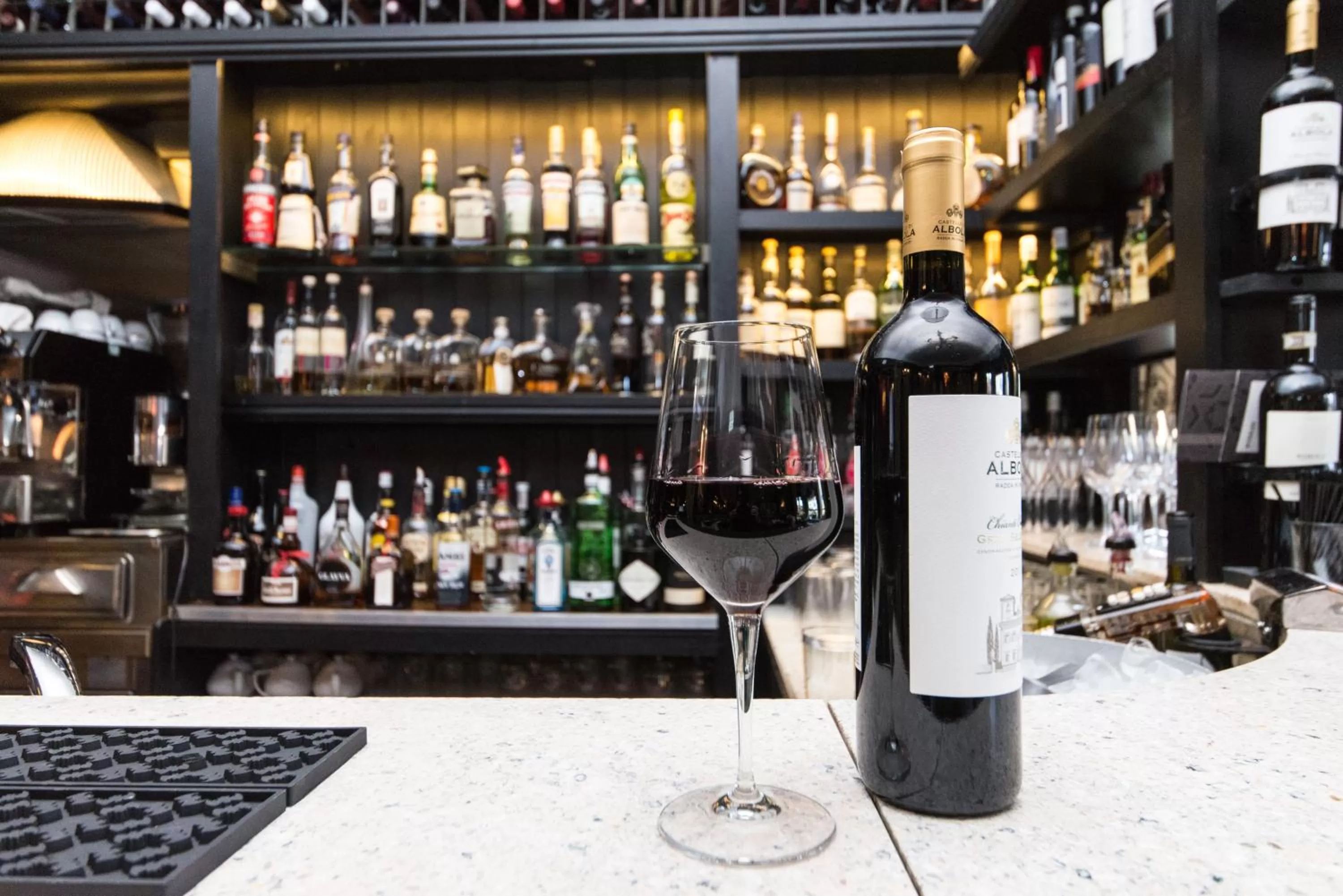 Alcoholic drinks in Osborne Hotel