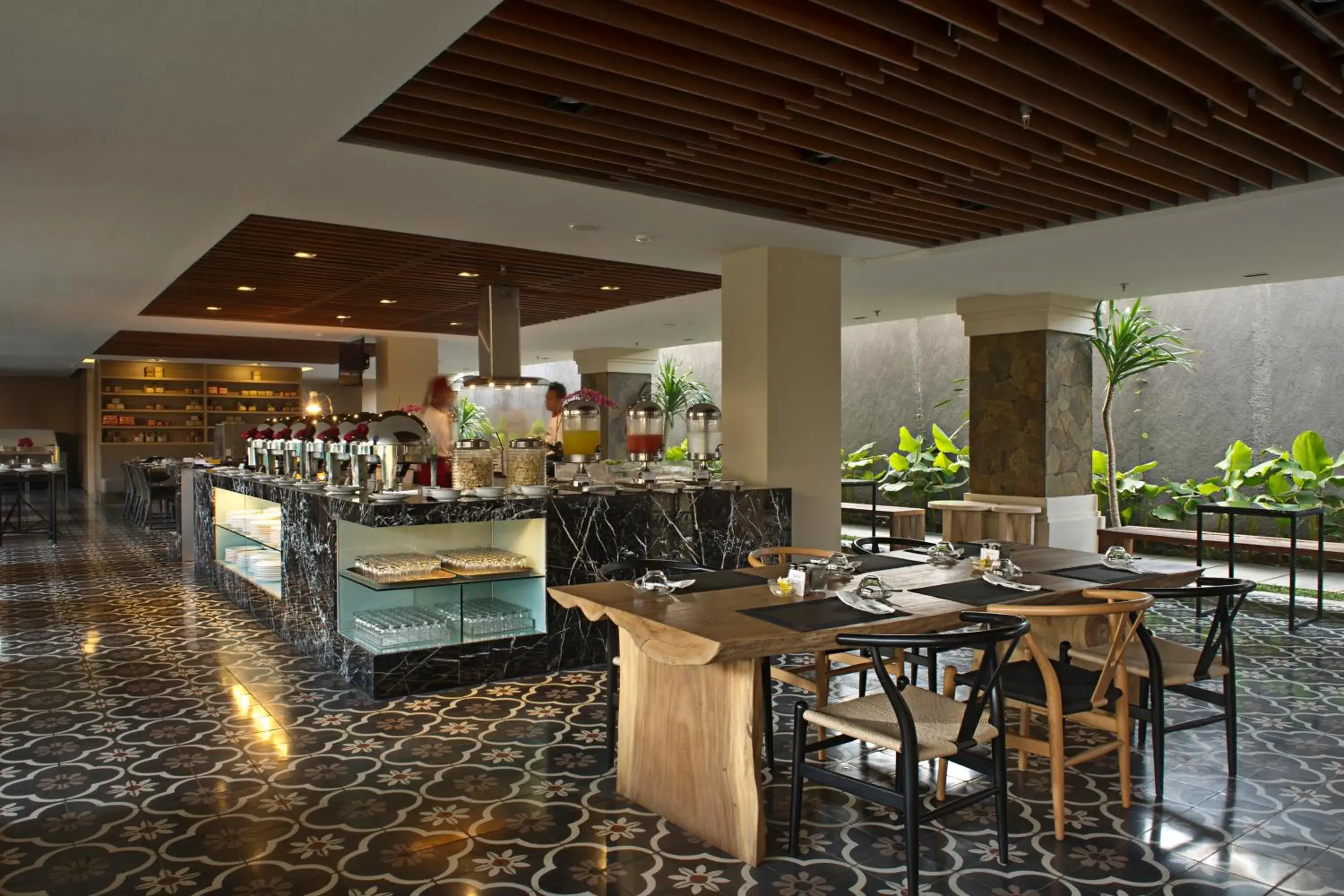Restaurant/Places to Eat in Grand Zuri Kuta Bali Hotel