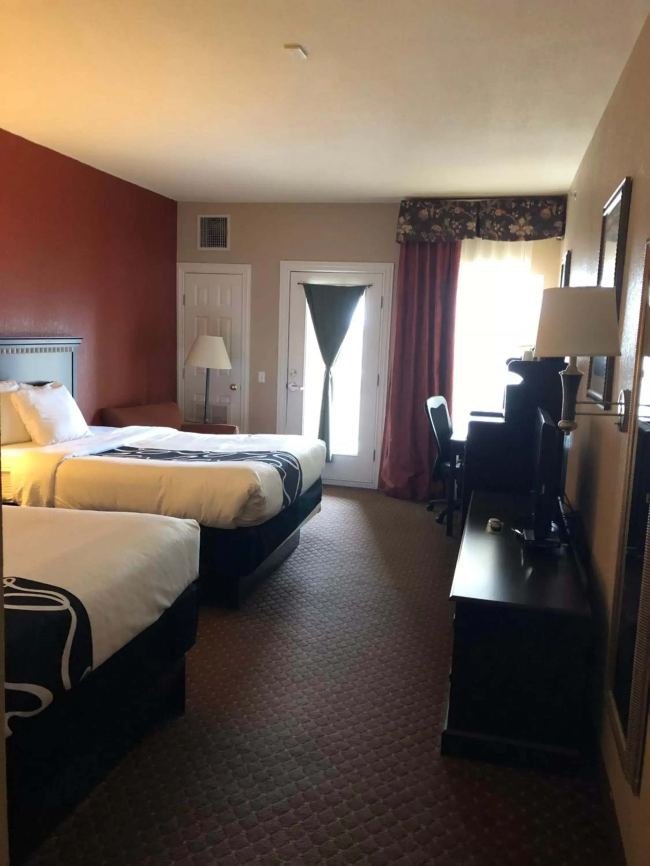 Americas Best Value Inn - Gun Barrel City