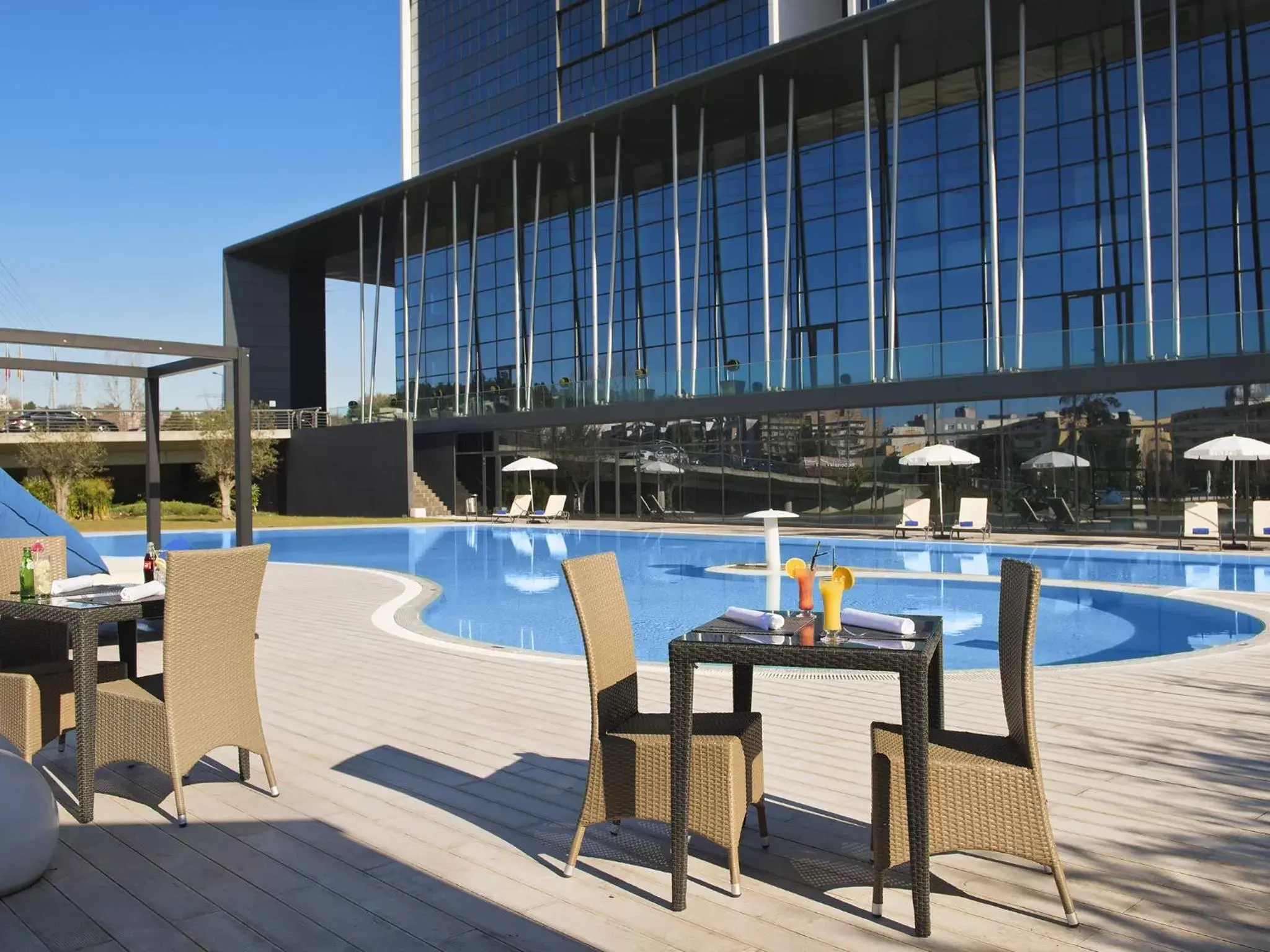 Garden, Swimming Pool in Melia Braga Hotel & Spa