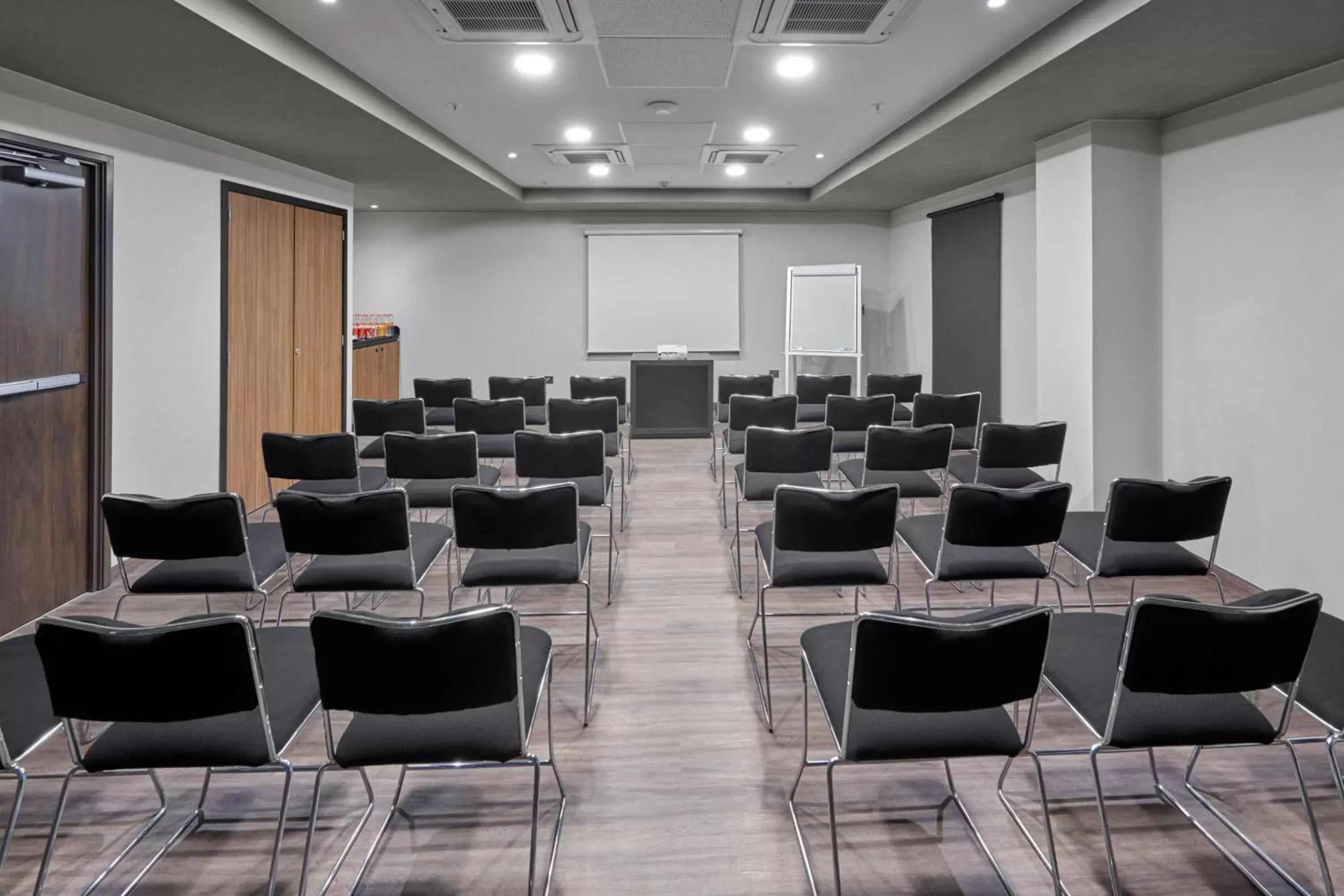 Meeting/conference room in City Express by Marriott Ensenada