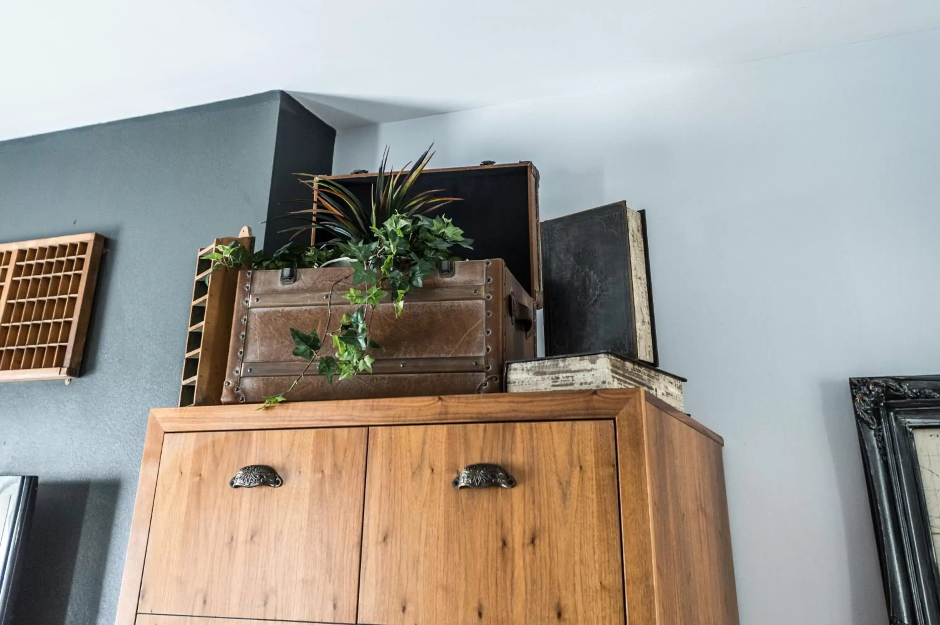 Decorative detail, TV/Entertainment Center in Mercure Nottingham City Centre Hotel