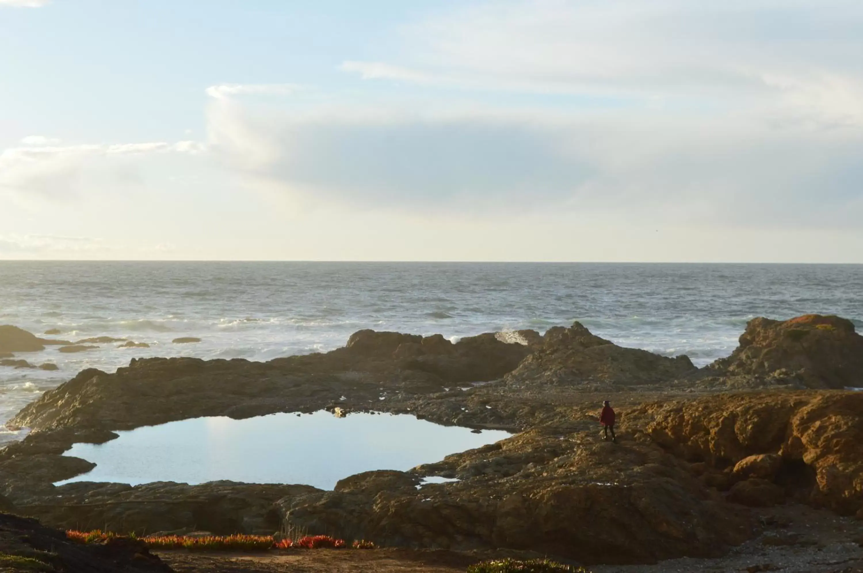 Beach in Omeo Suites Glass Beach