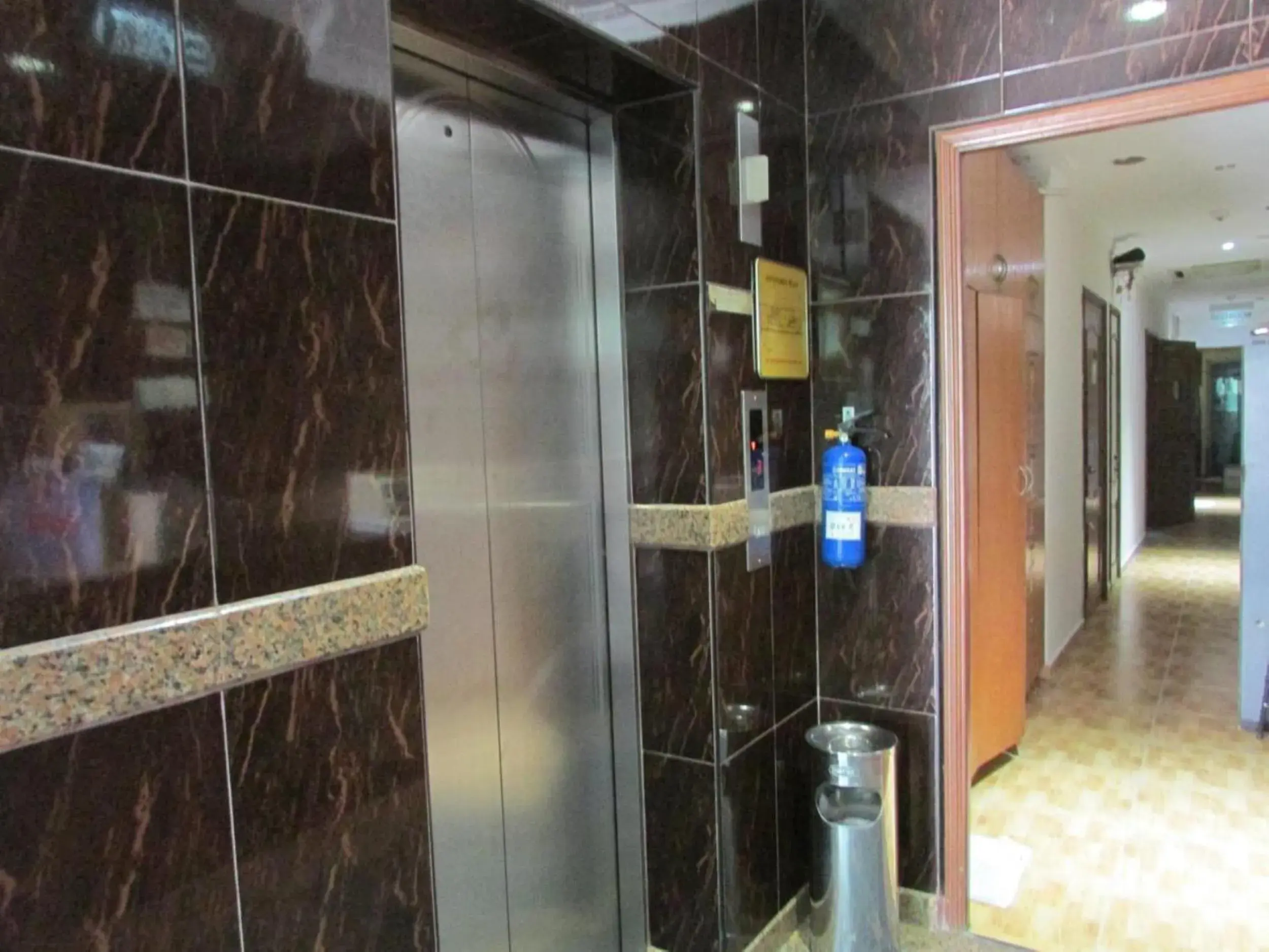 elevator, Bathroom in The Amazing Inn