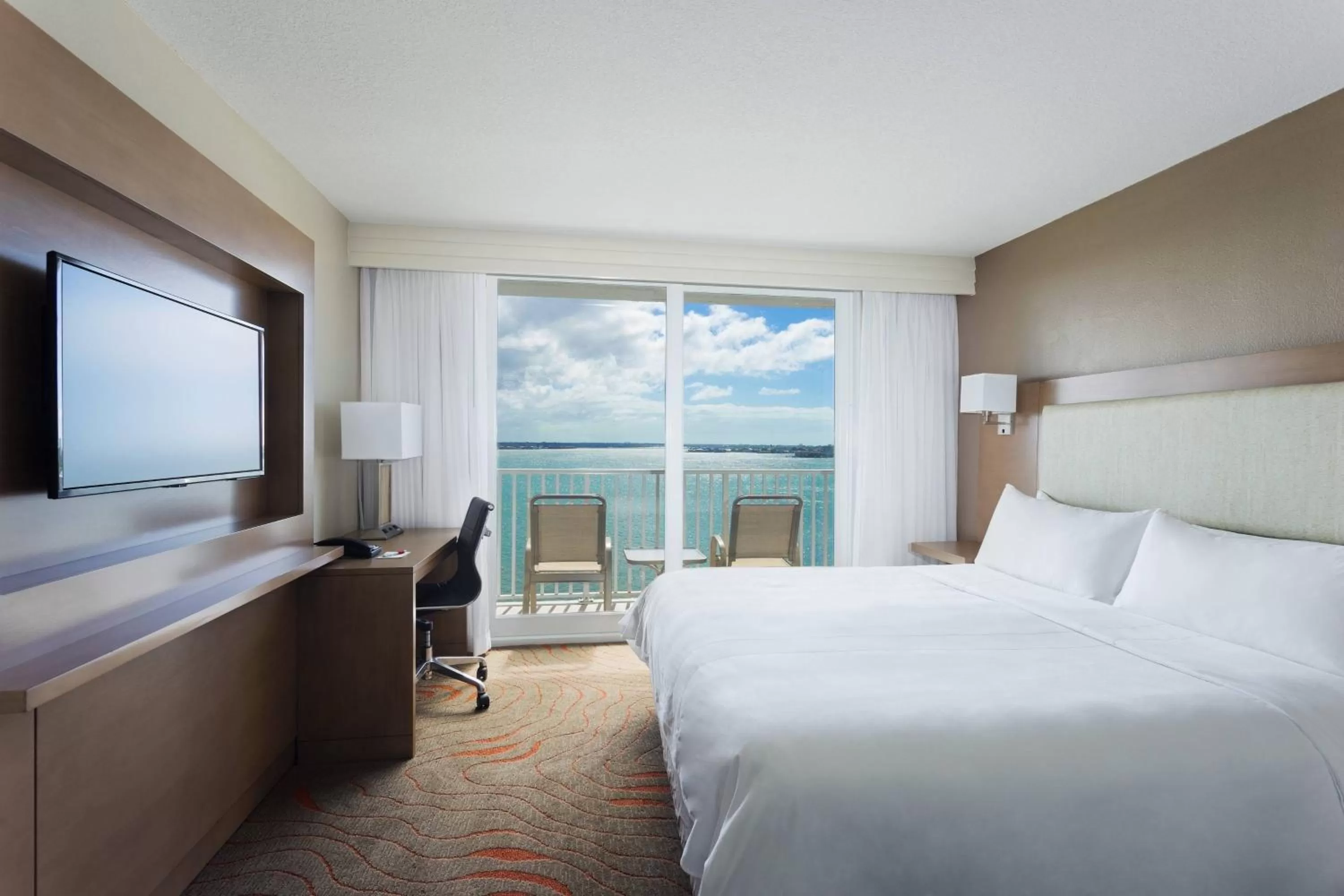 1 Bedroom 2 room Suite, 1 King, Sofa Bed, Waterfront View, Balcony  in Clearwater Beach Marriott Suites on Sand Key