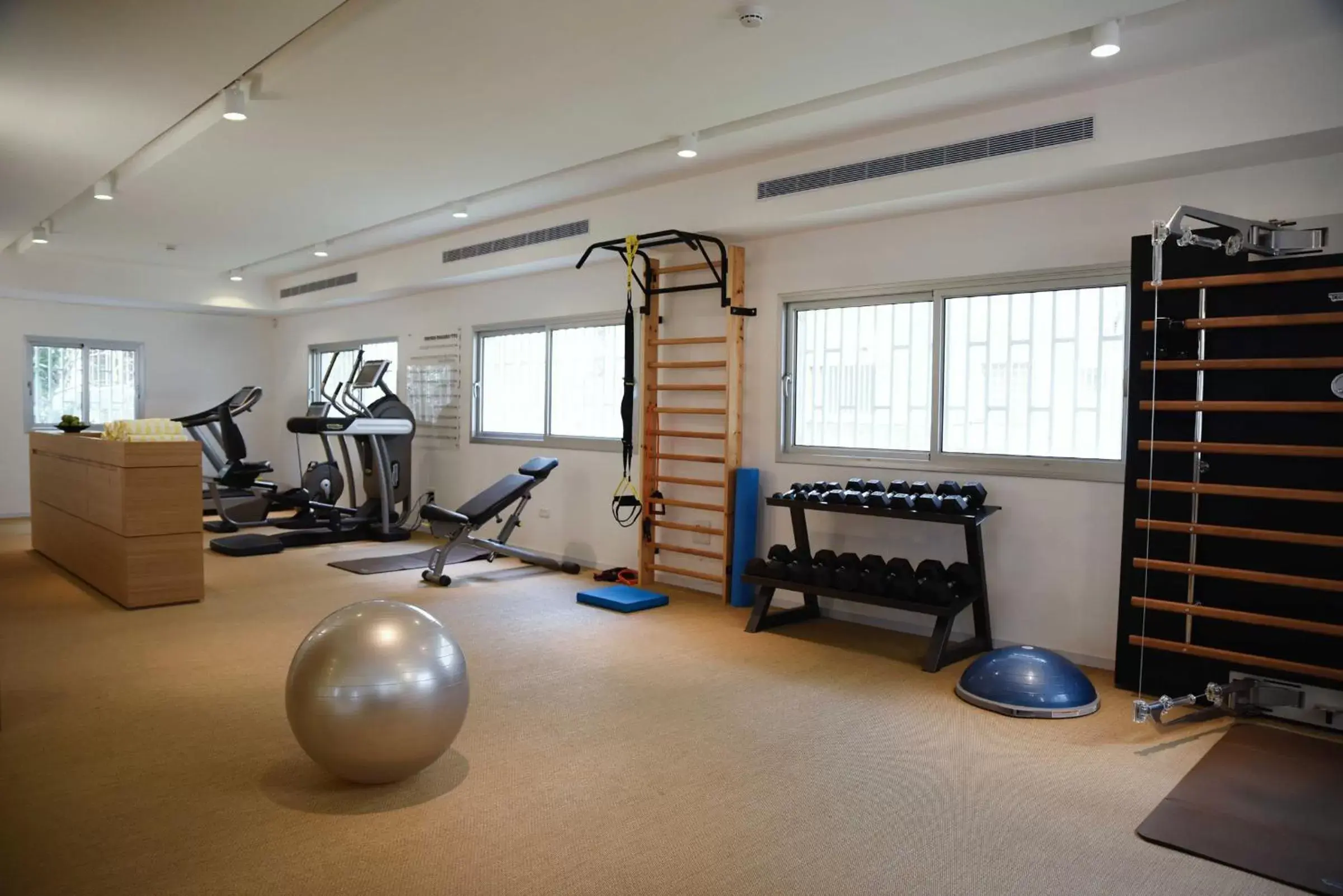 Fitness centre/facilities, Fitness Center/Facilities in Mendeli Street Hotel