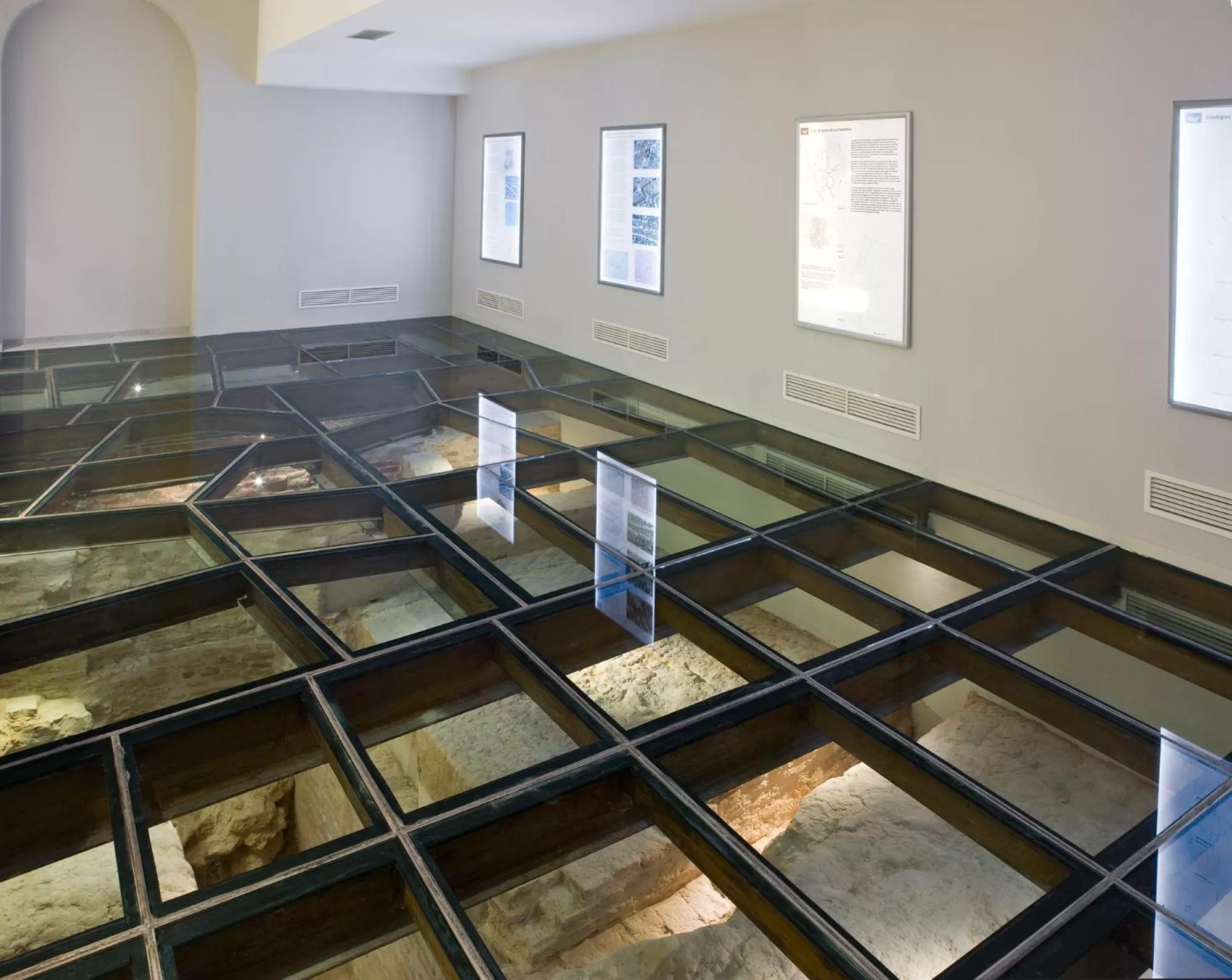 Lobby or reception in NH Collection Madrid Palacio de Tepa