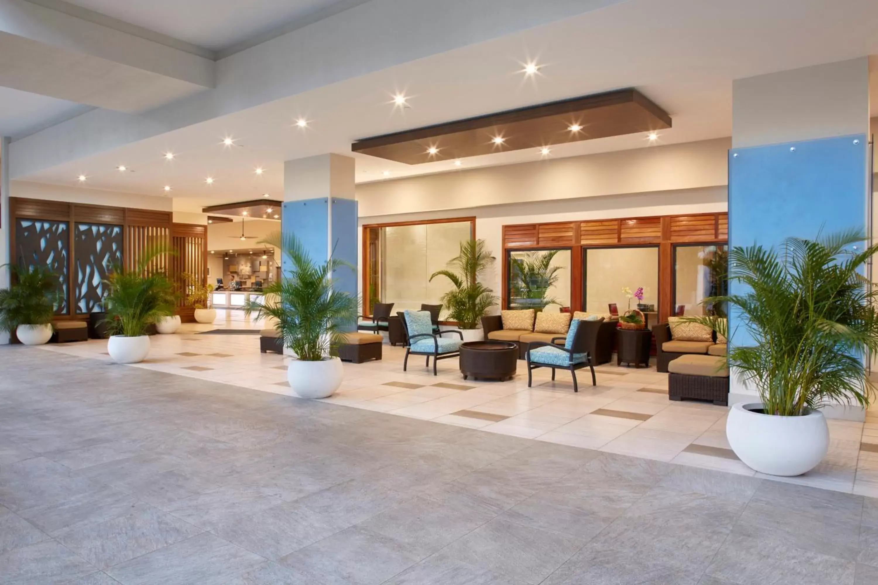 Property building, Lobby/Reception in Holiday Inn Express Waikiki, an IHG Hotel