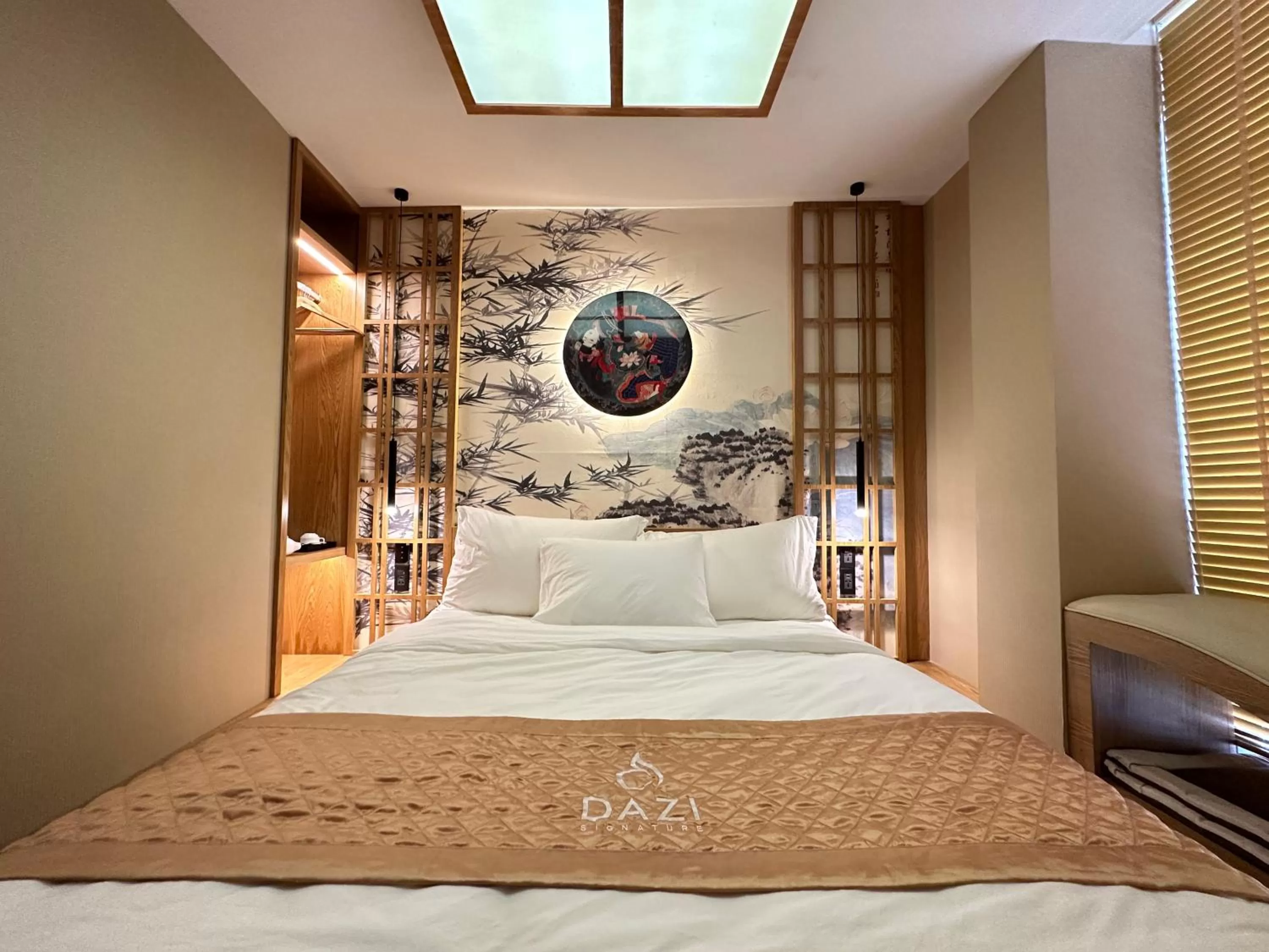 Bed in Dazi Signature