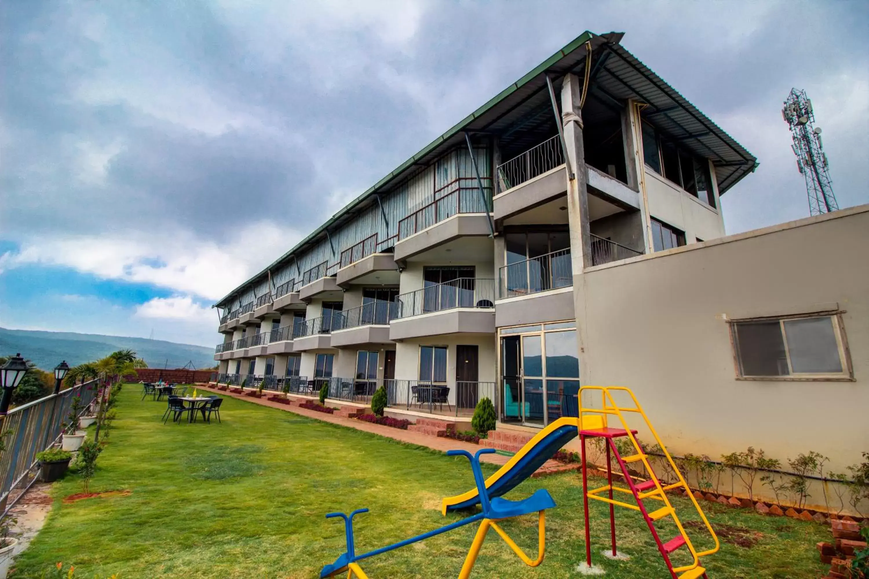 Property building in Mountain Breeze Resort, Mahabaleshwar Property building in Mountain Breeze Resort, Mahabaleshwar