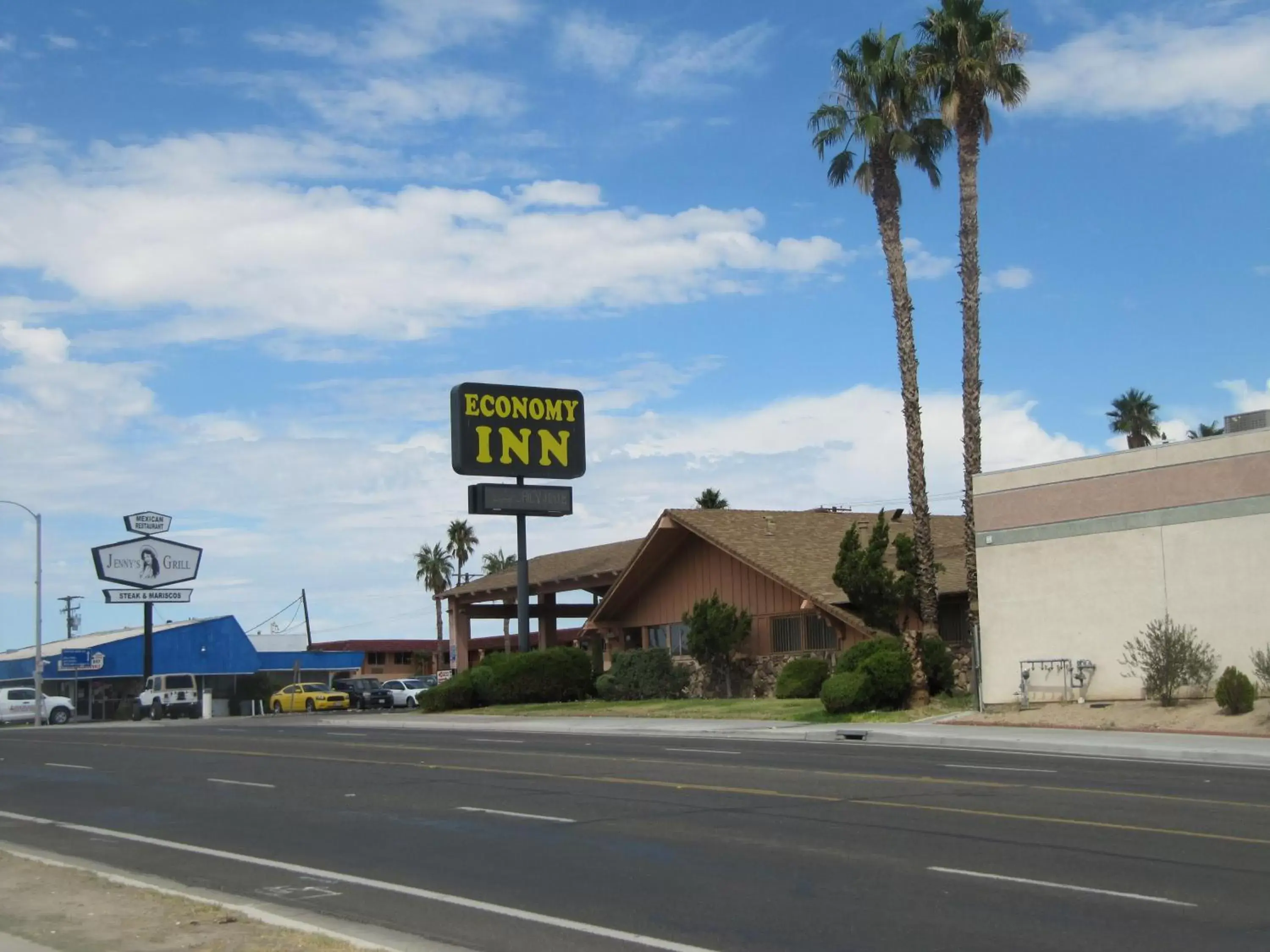 View (from property/room), Property Building in Economy Inn Barstow