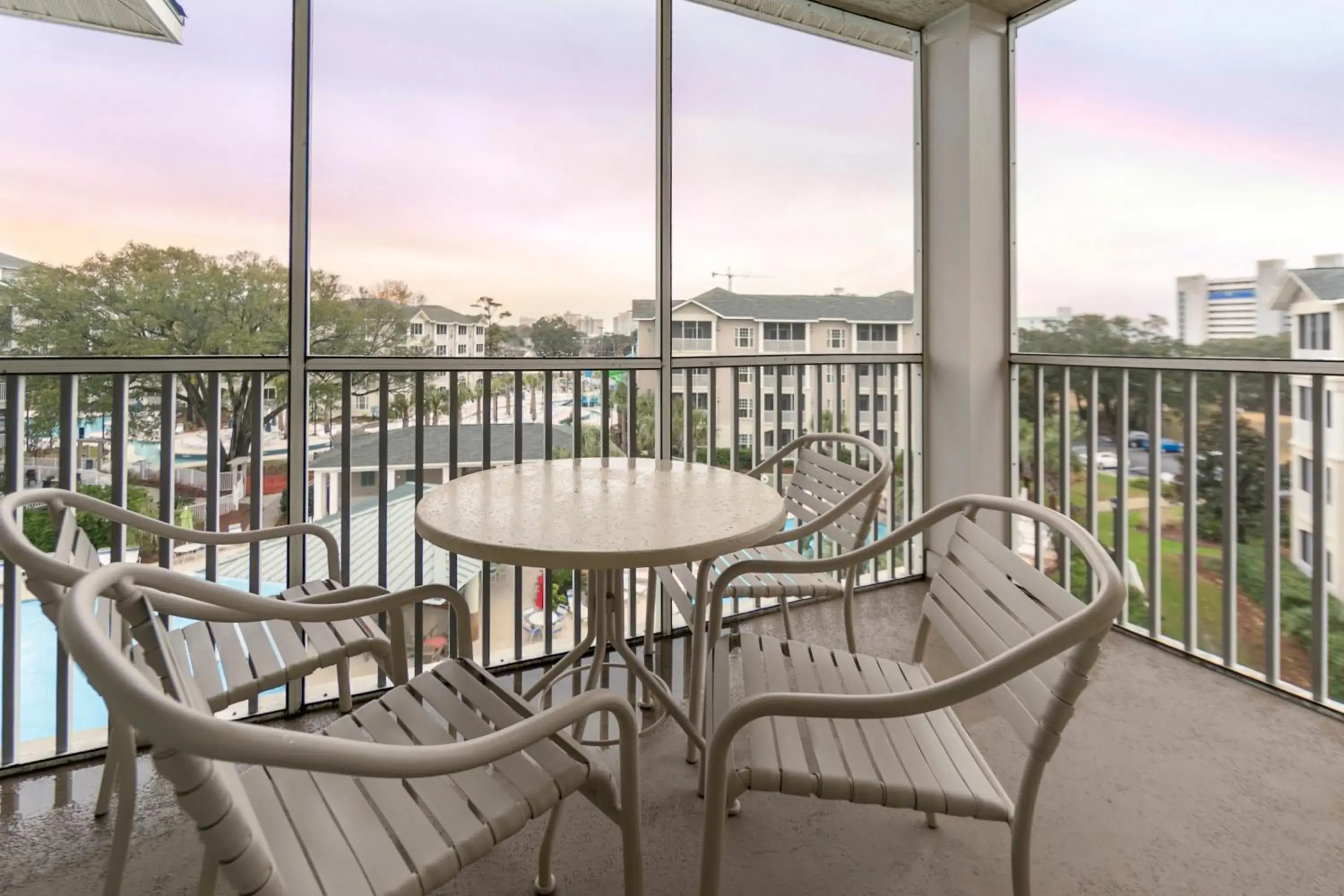 Photo of the whole room, Balcony/Terrace in Holiday Inn Club Vacations South Beach Resort, an IHG Hotel