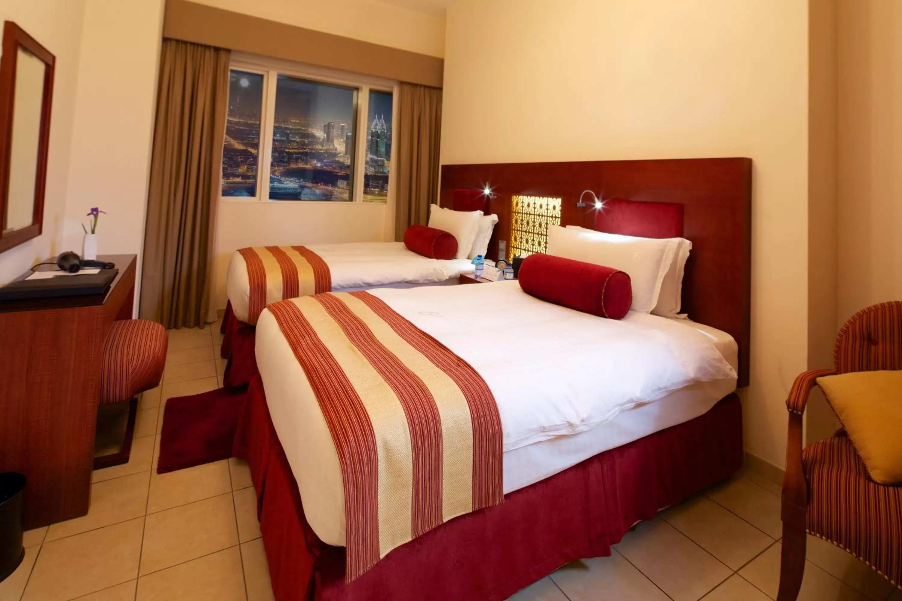 Bed in Tamani Marina Hotel & Apartments