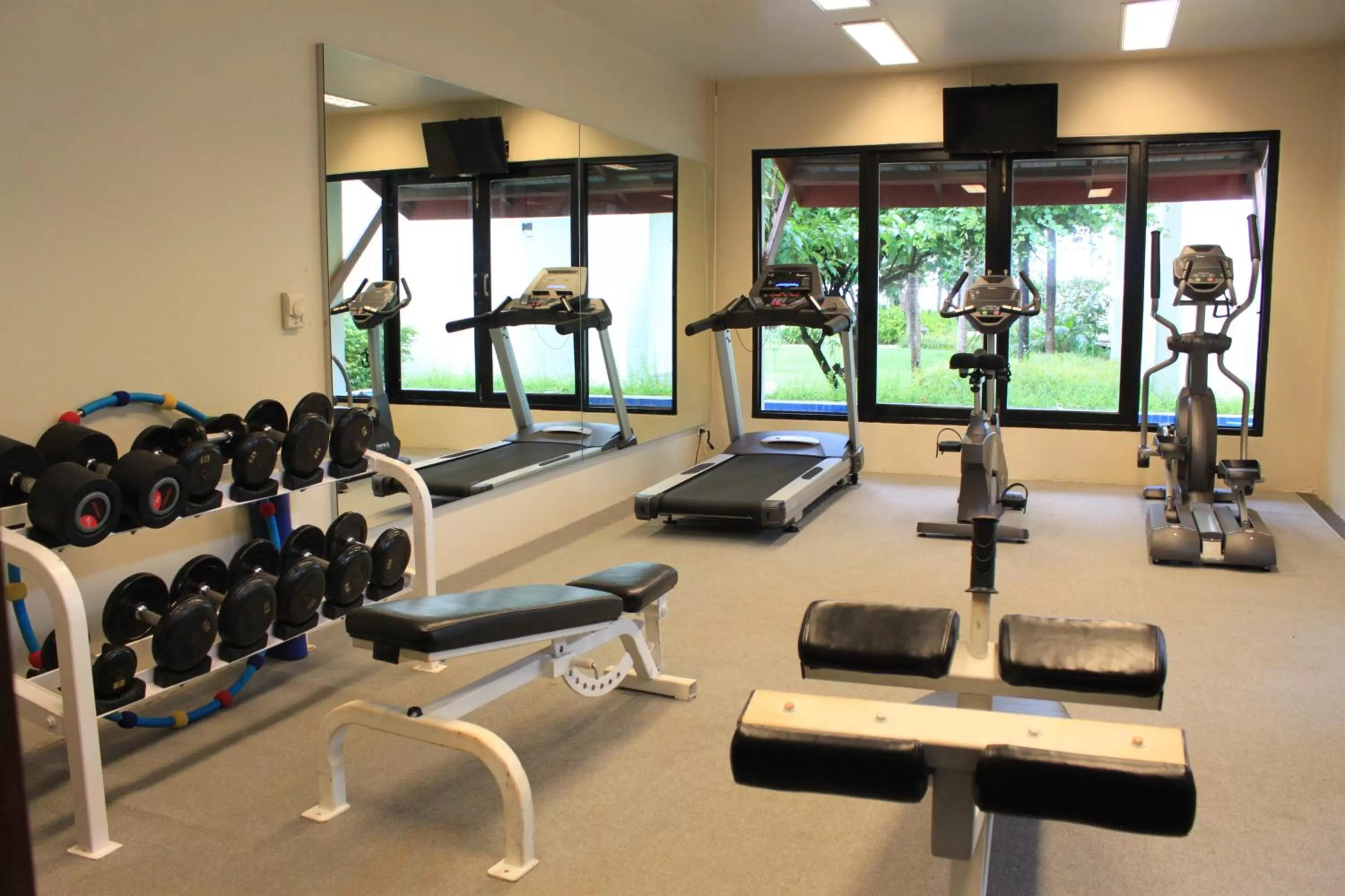 Fitness centre/facilities in Apsara Beachfront Resort & Villa