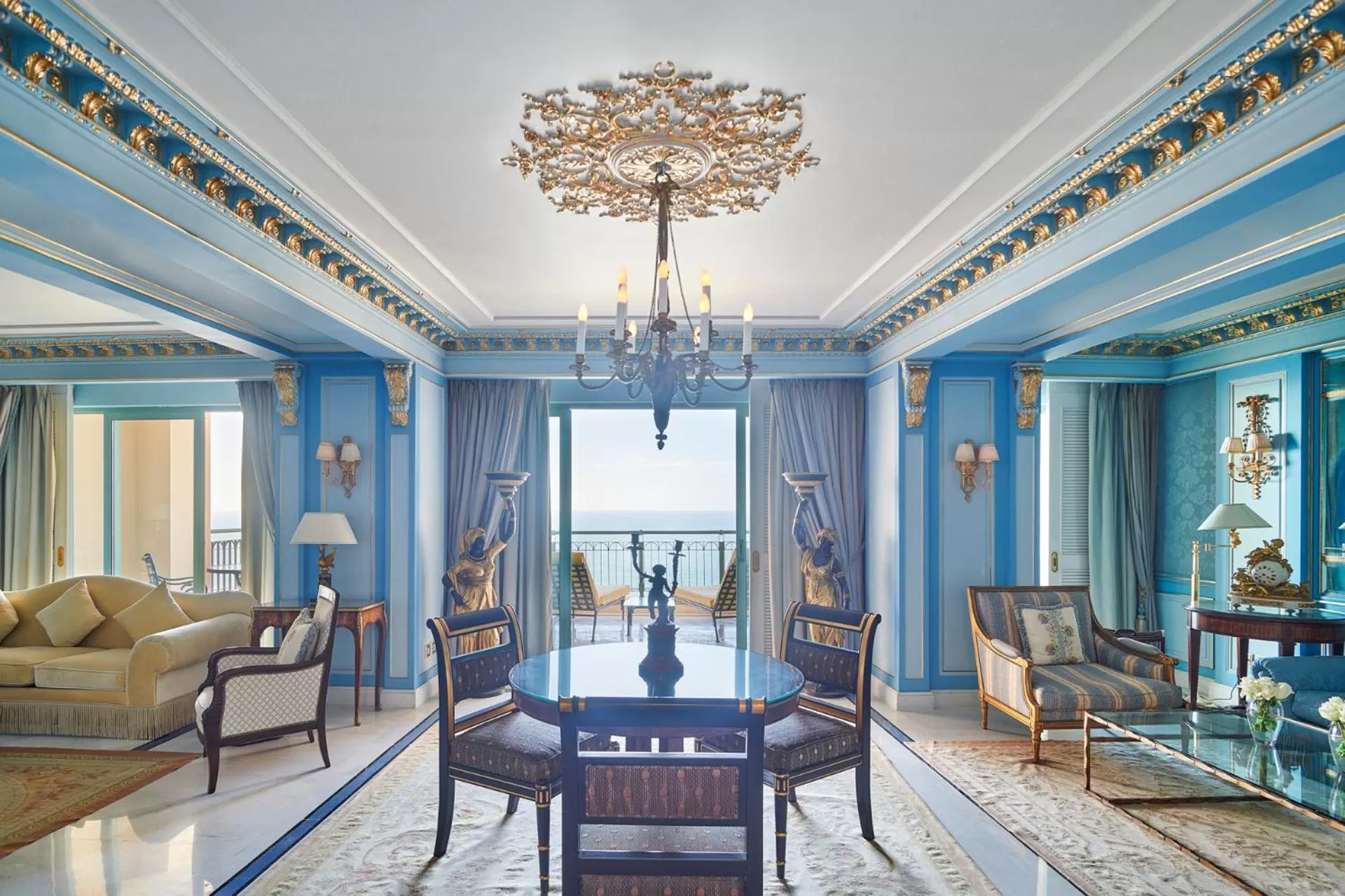 Living room in Four Seasons Hotel Alexandria At San Stefano