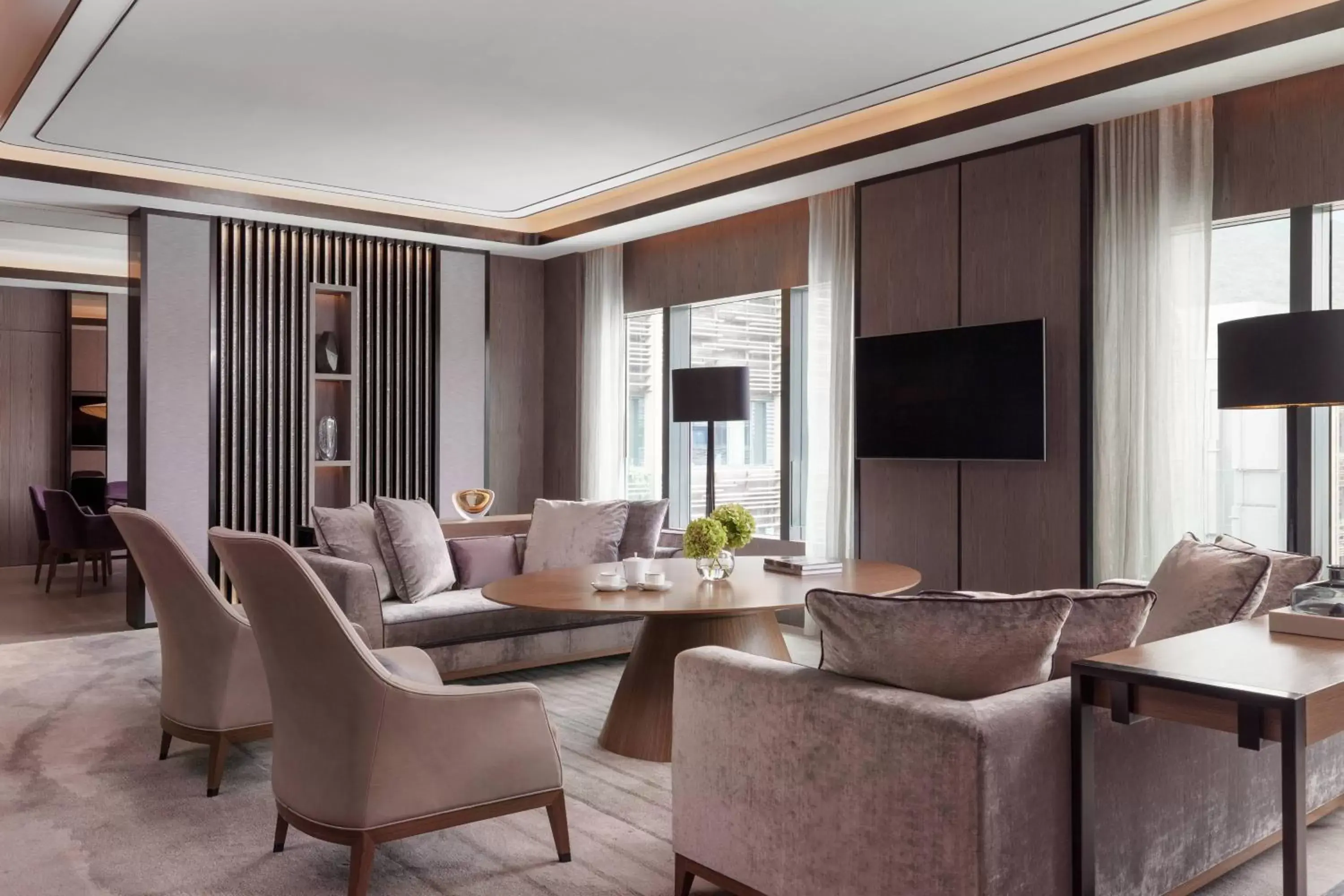 Living room, Seating Area in Hong Kong Ocean Park Marriott Hotel
