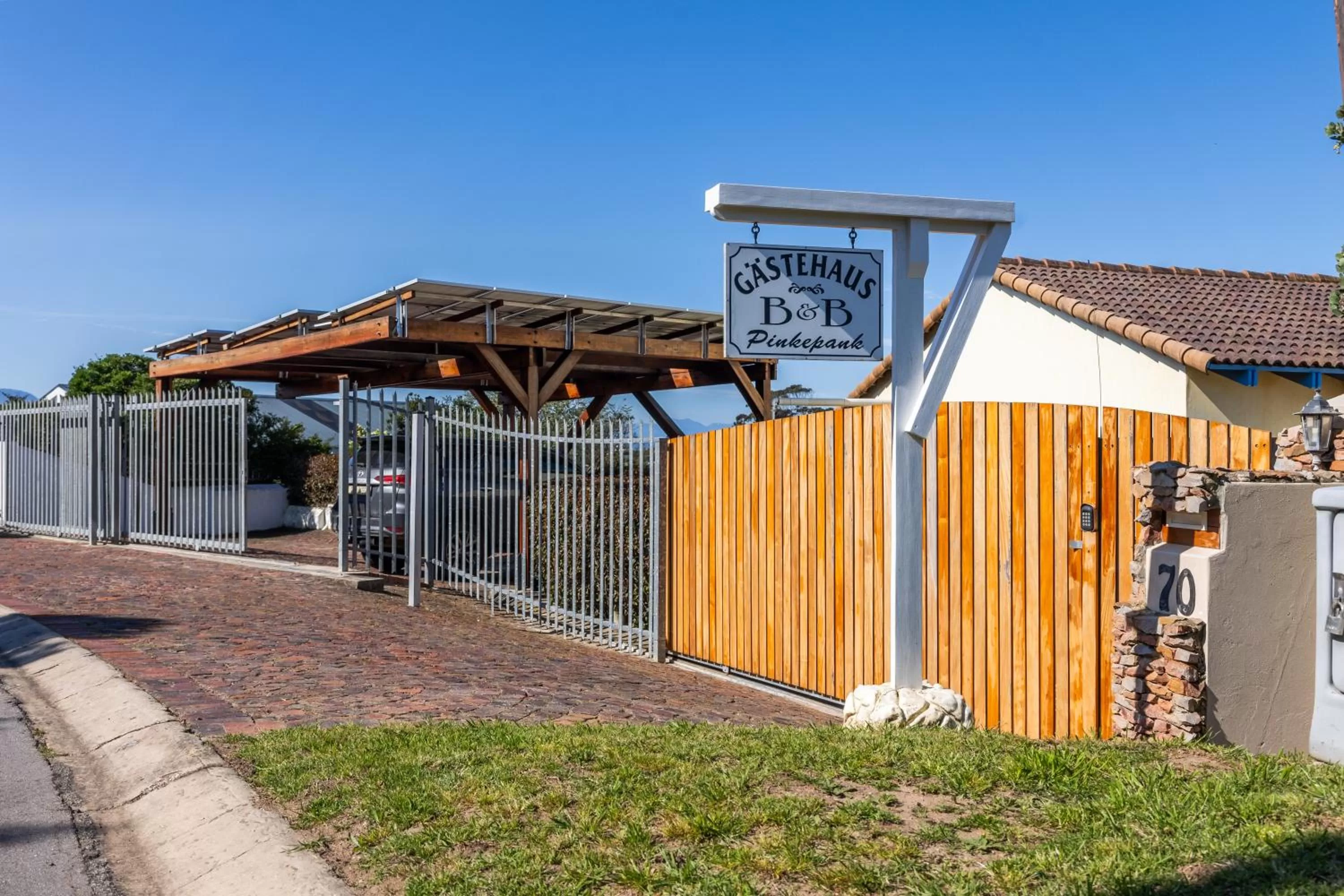 Parking in Gästehaus Pinkepank