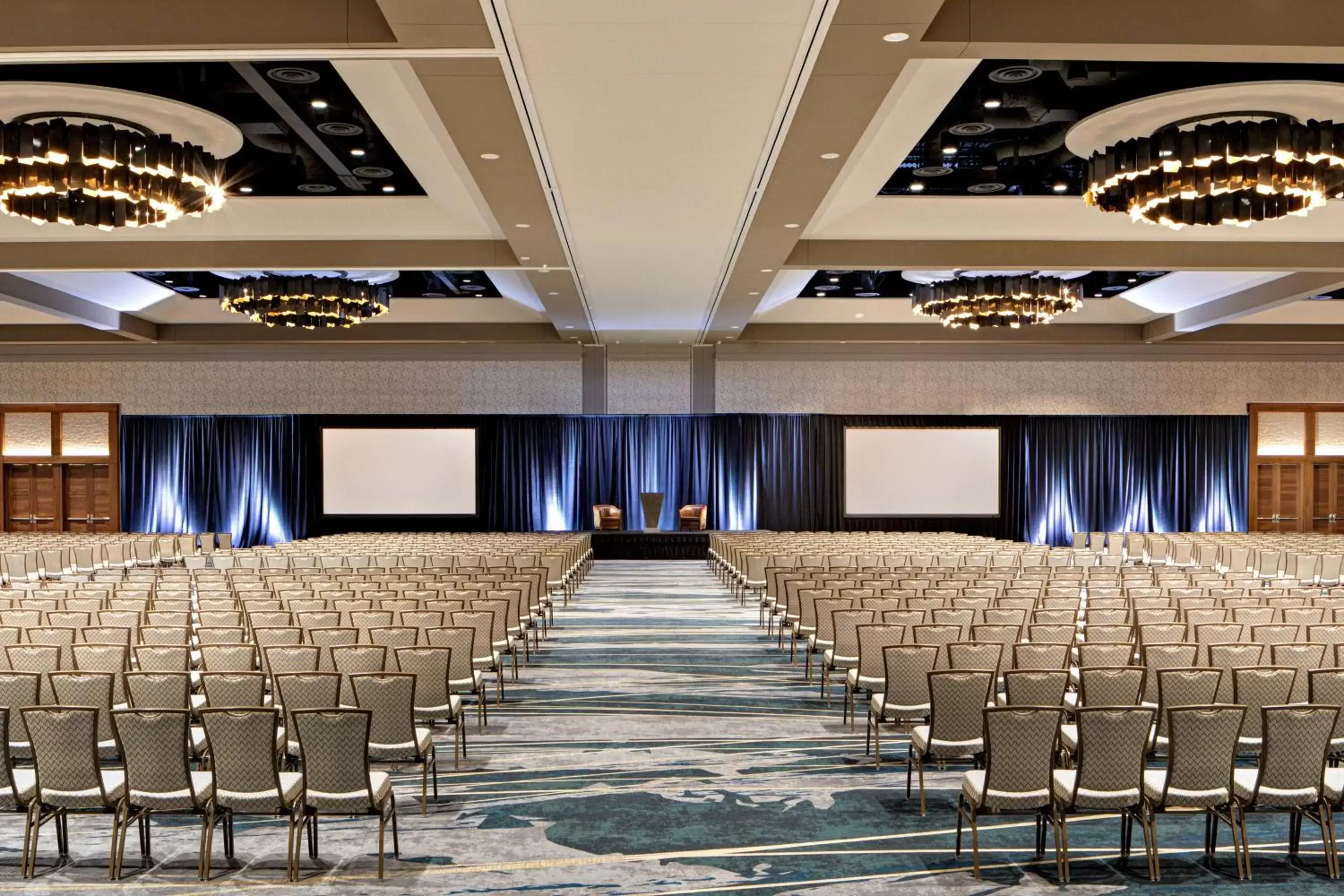 Meeting/conference room, Banquet Facilities in Gaylord Rockies Resort & Convention Center