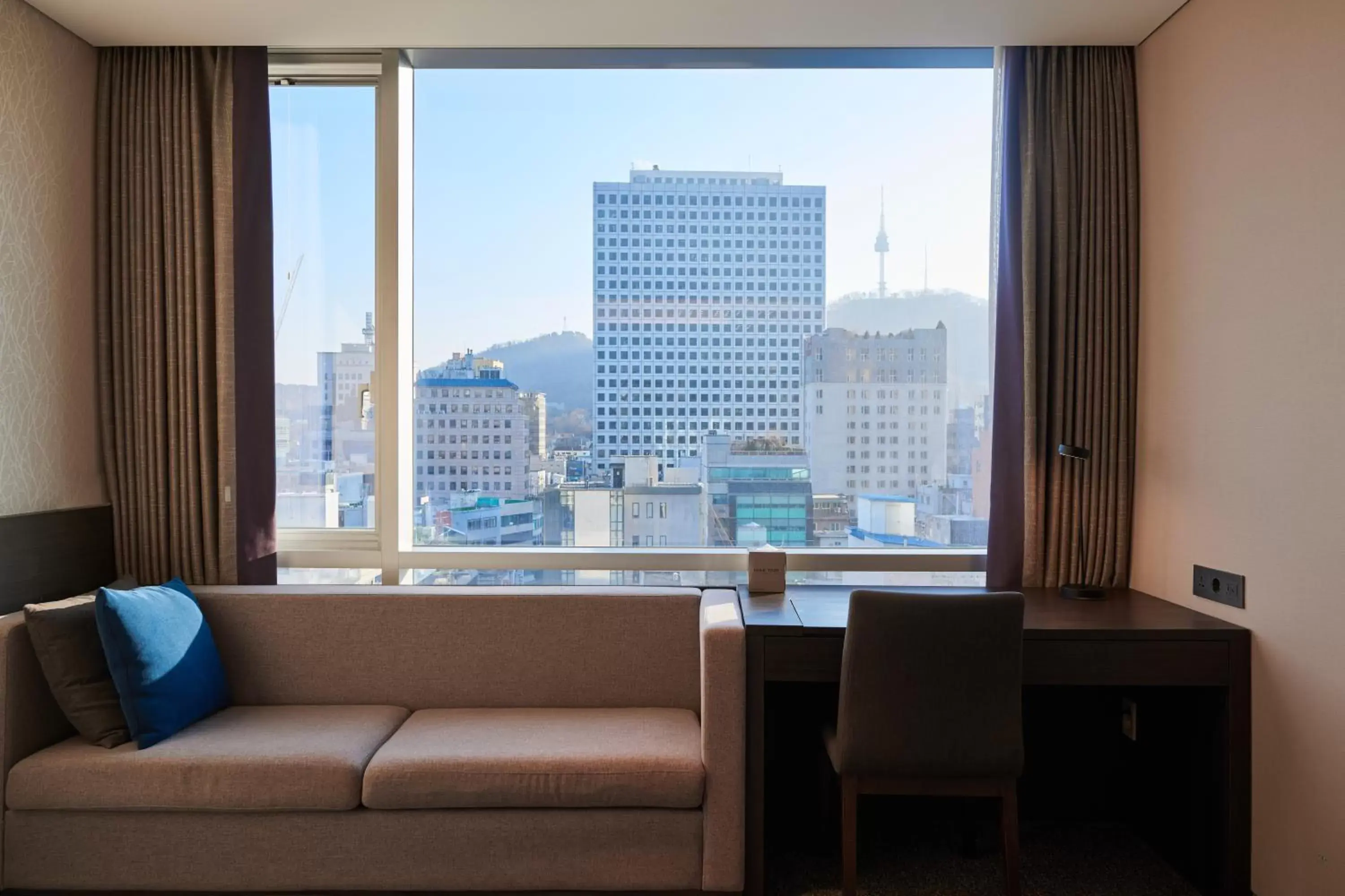 View (from property/room), Seating Area in Nine Tree Premier Hotel Myeongdong 2