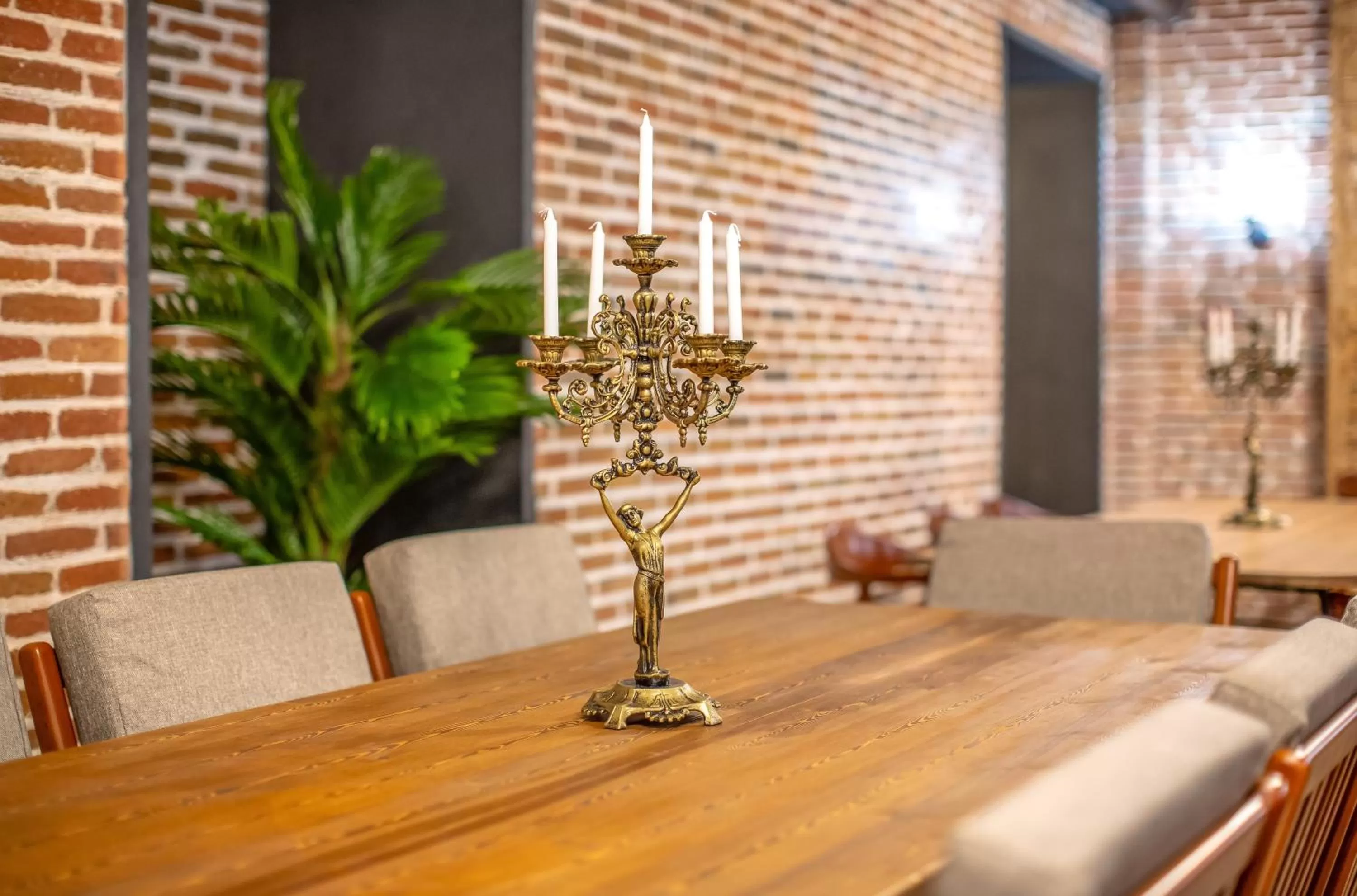 Nearby landmark in Royal Inn