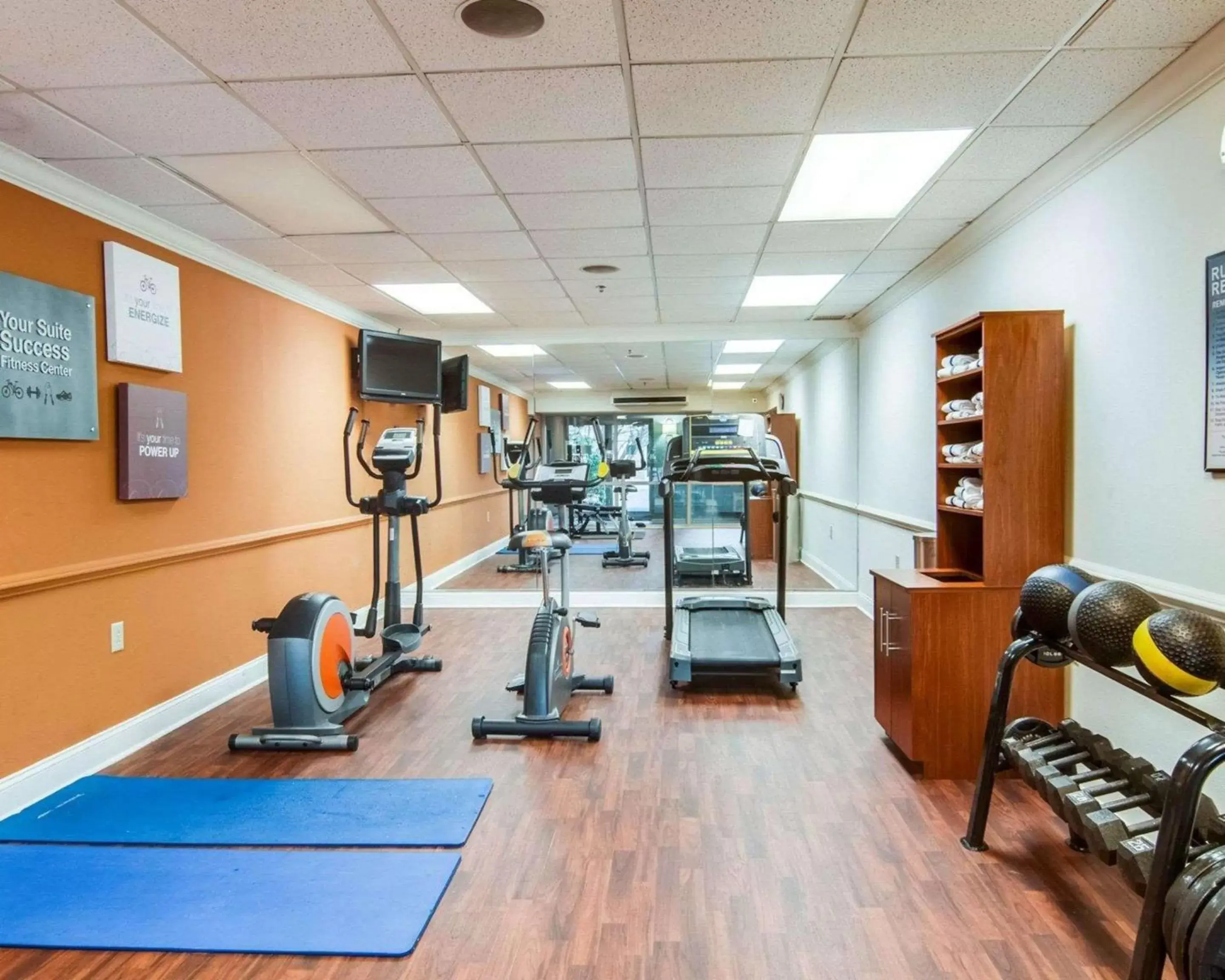 Fitness centre/facilities, Fitness Center/Facilities in Comfort Suites Inn at Ridgewood Farm