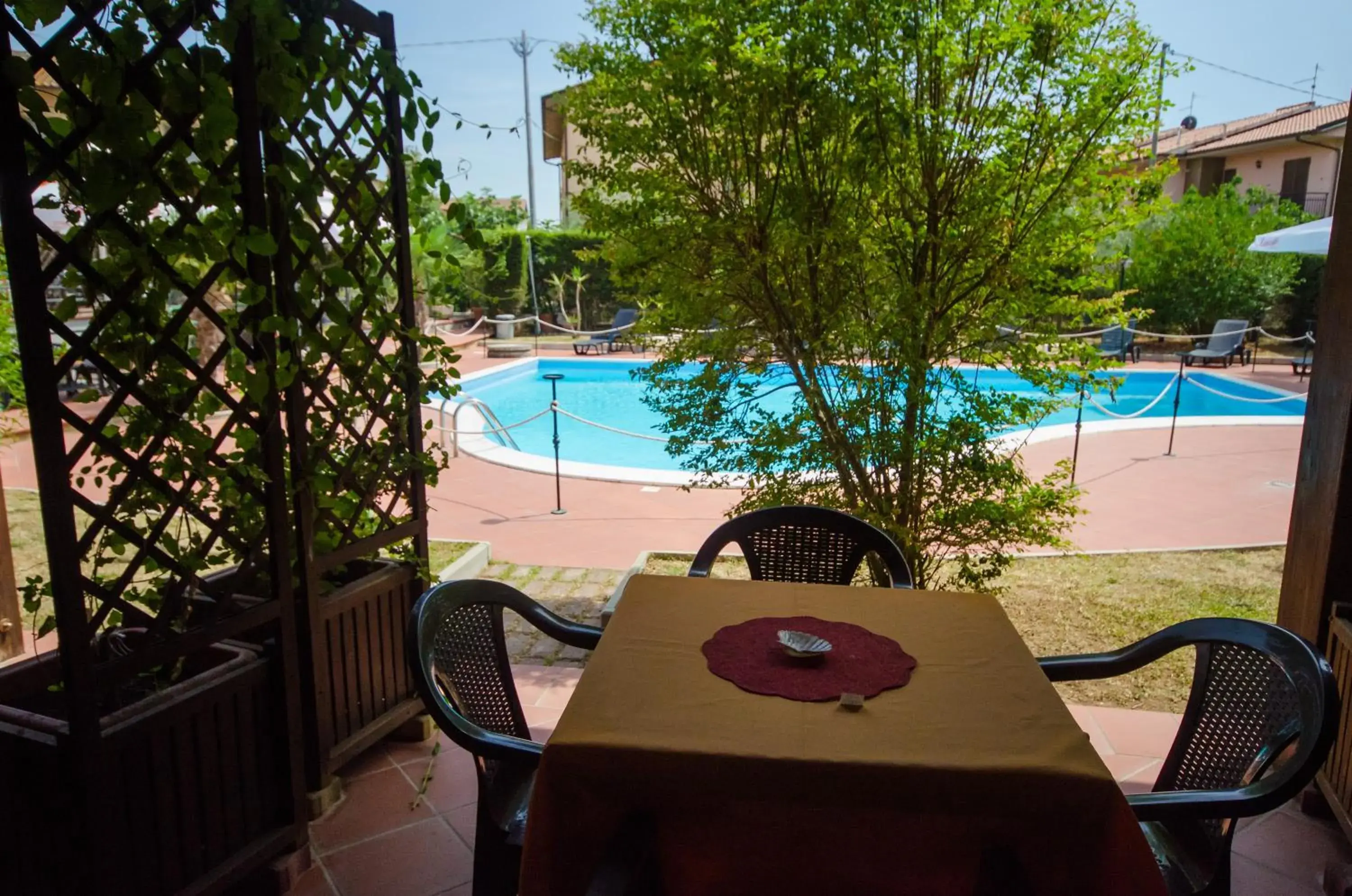 Patio, Swimming Pool in Hotel Duca Della Corgna