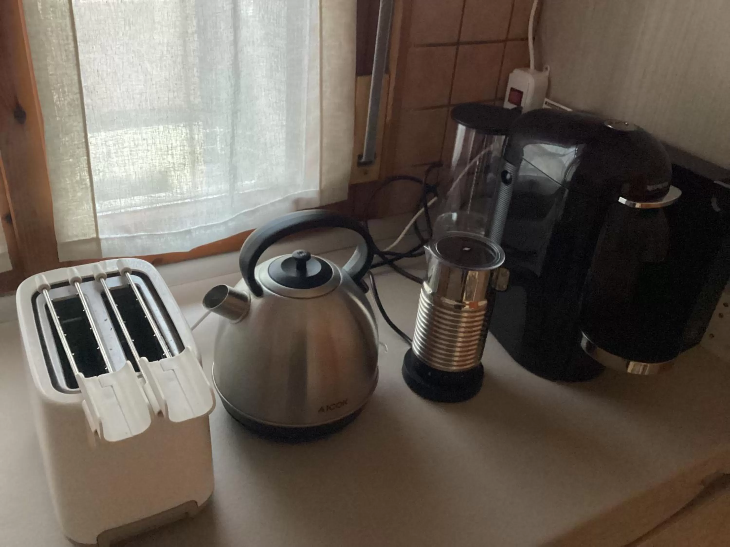 Breakfast, Kitchen/Kitchenette in Bed and Breakfast da Giuseppe, Camere vicino stabilimento Ferrari