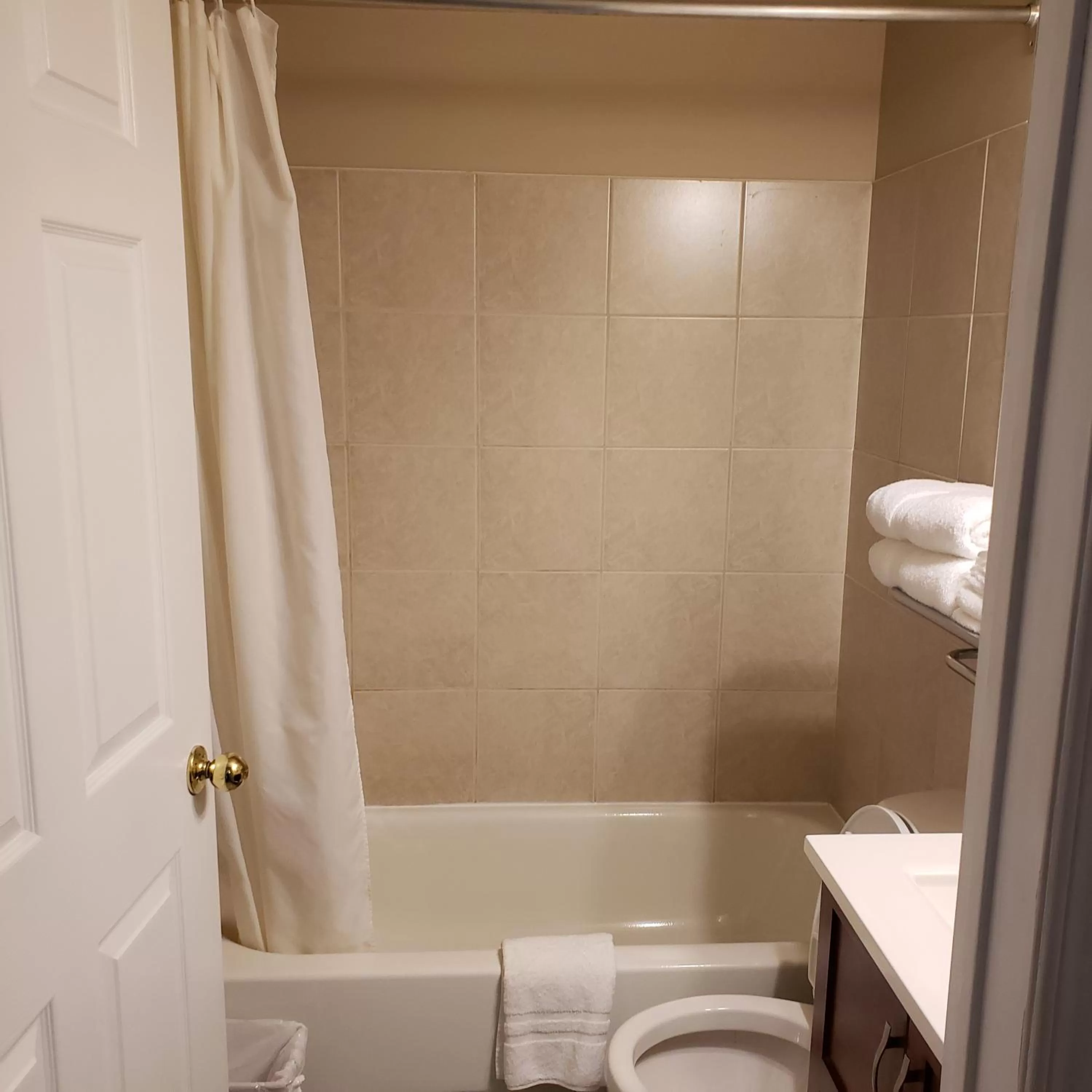 Shemron Suites Hotel