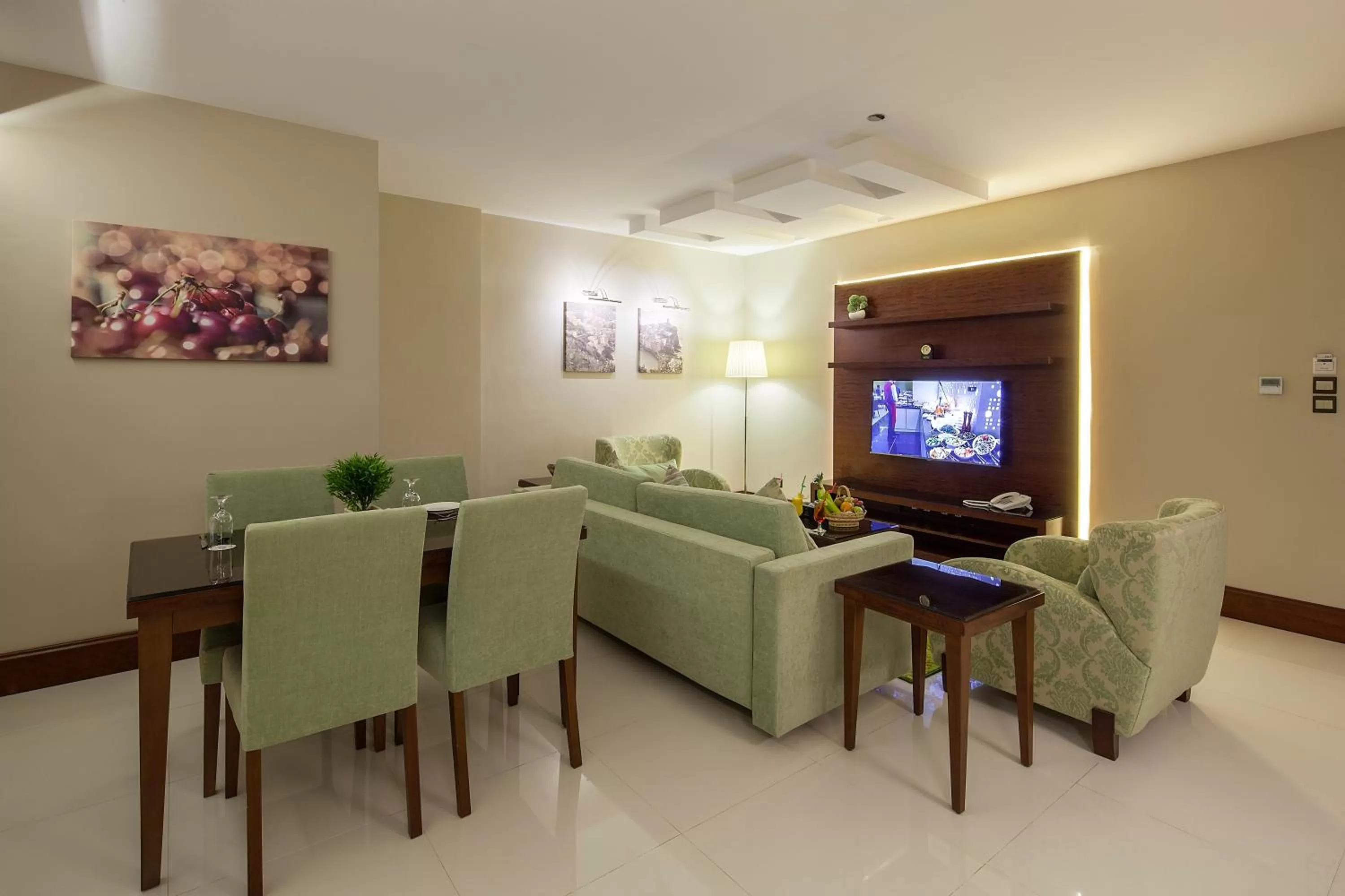 TV/Entertainment Center in Western Lamar Hotel