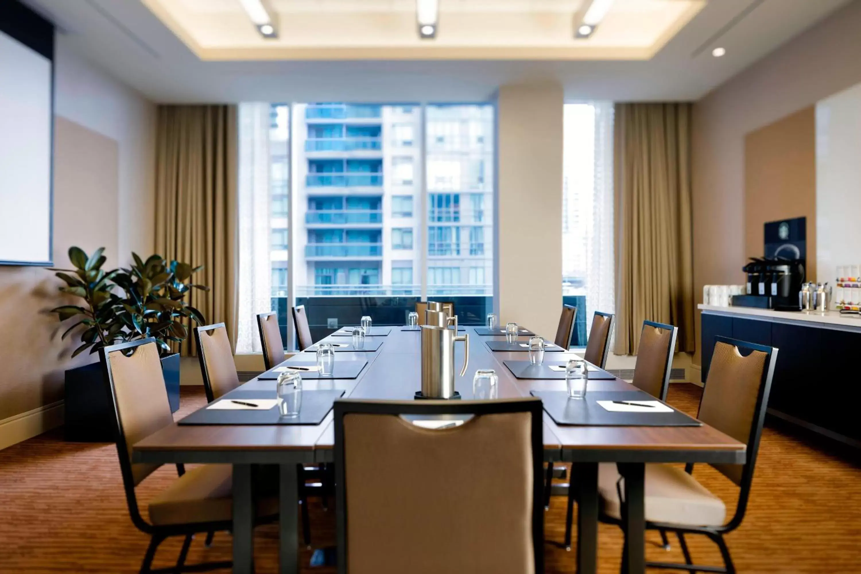 Meeting/conference room in Delta Hotels by Marriott Toronto