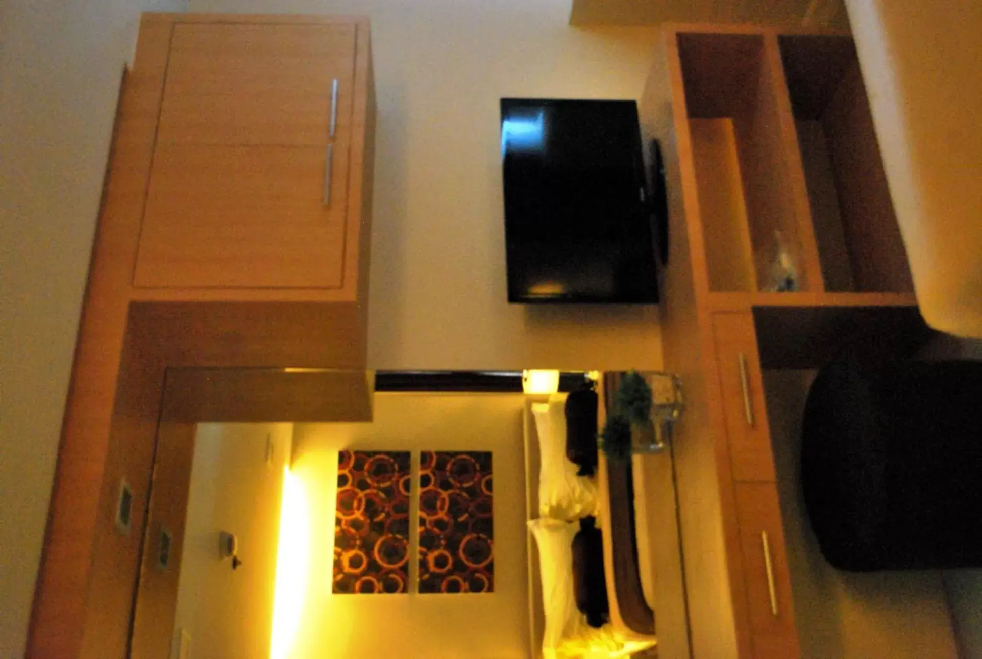 Bed, TV/Entertainment Center in BSA Twin Towers