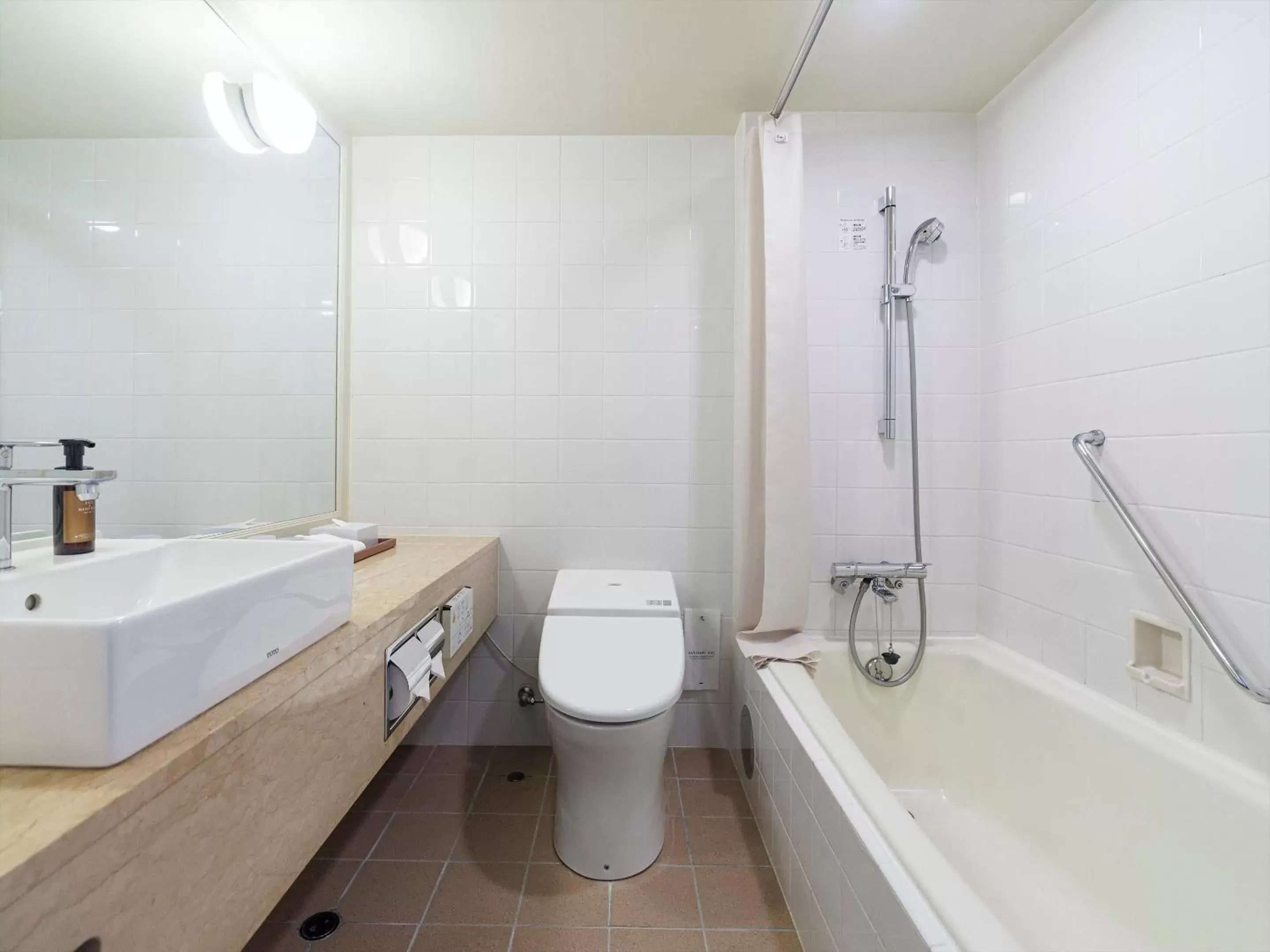 Shower, Bathroom in JR Kyushu Hotel Blossom Fukuoka