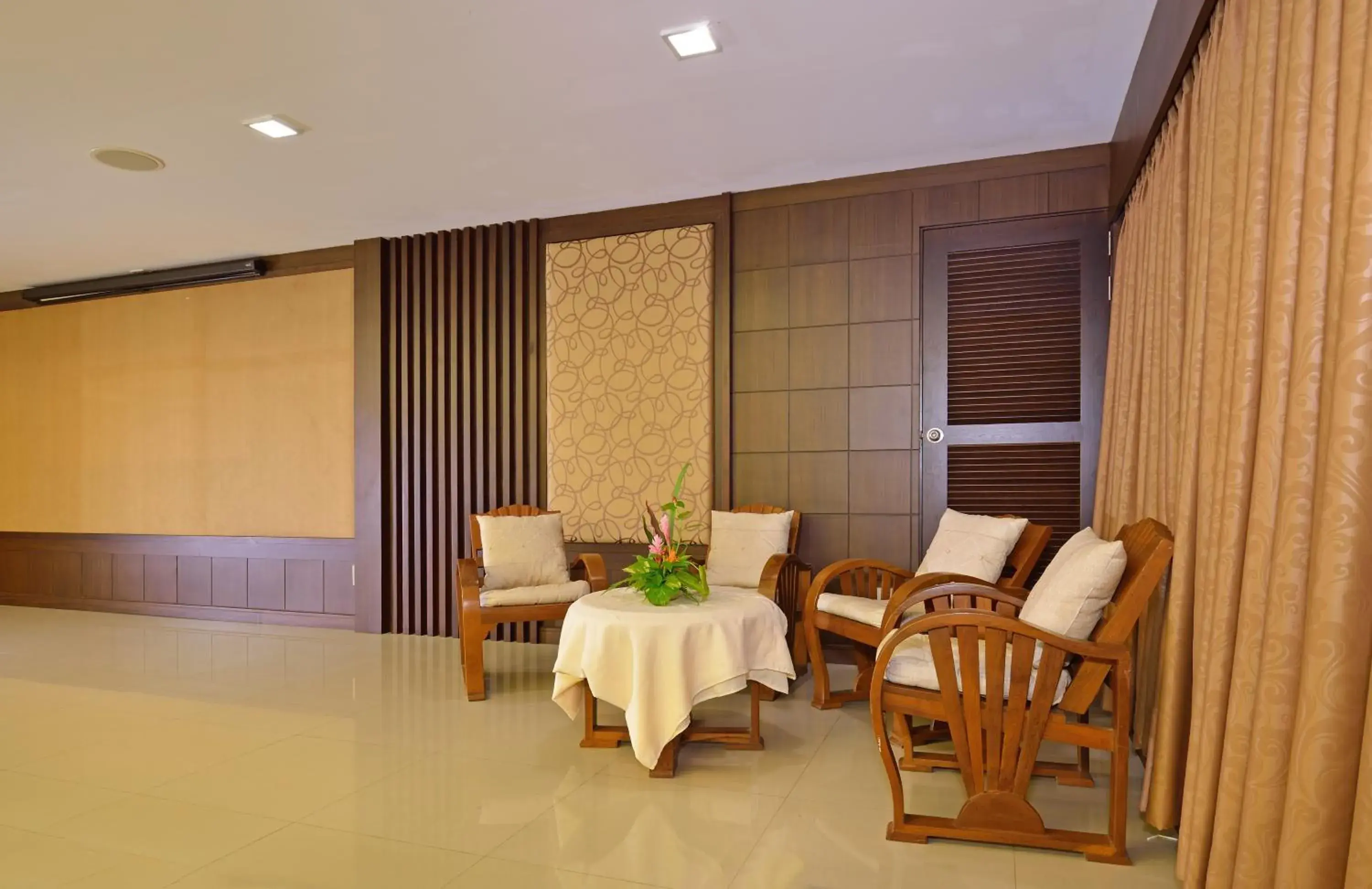 Business facilities in Srisuksant Resort