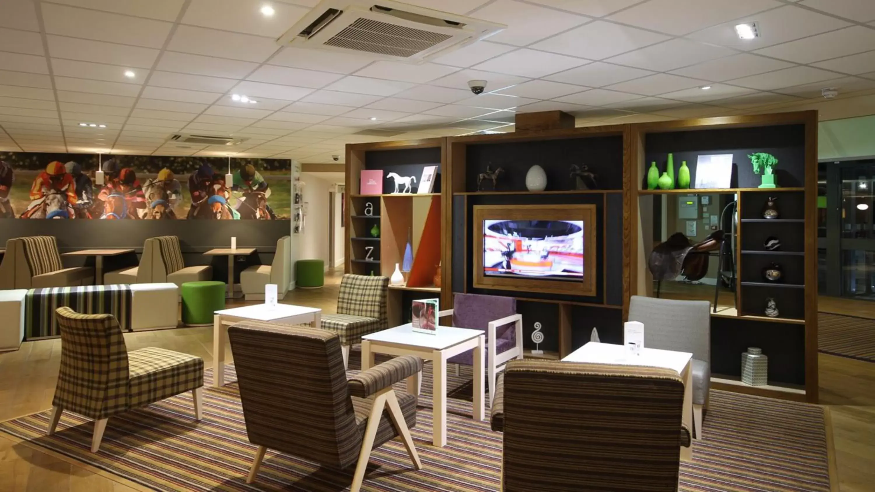 Restaurant/places to eat in Holiday Inn Huntingdon Racecourse, an IHG Hotel