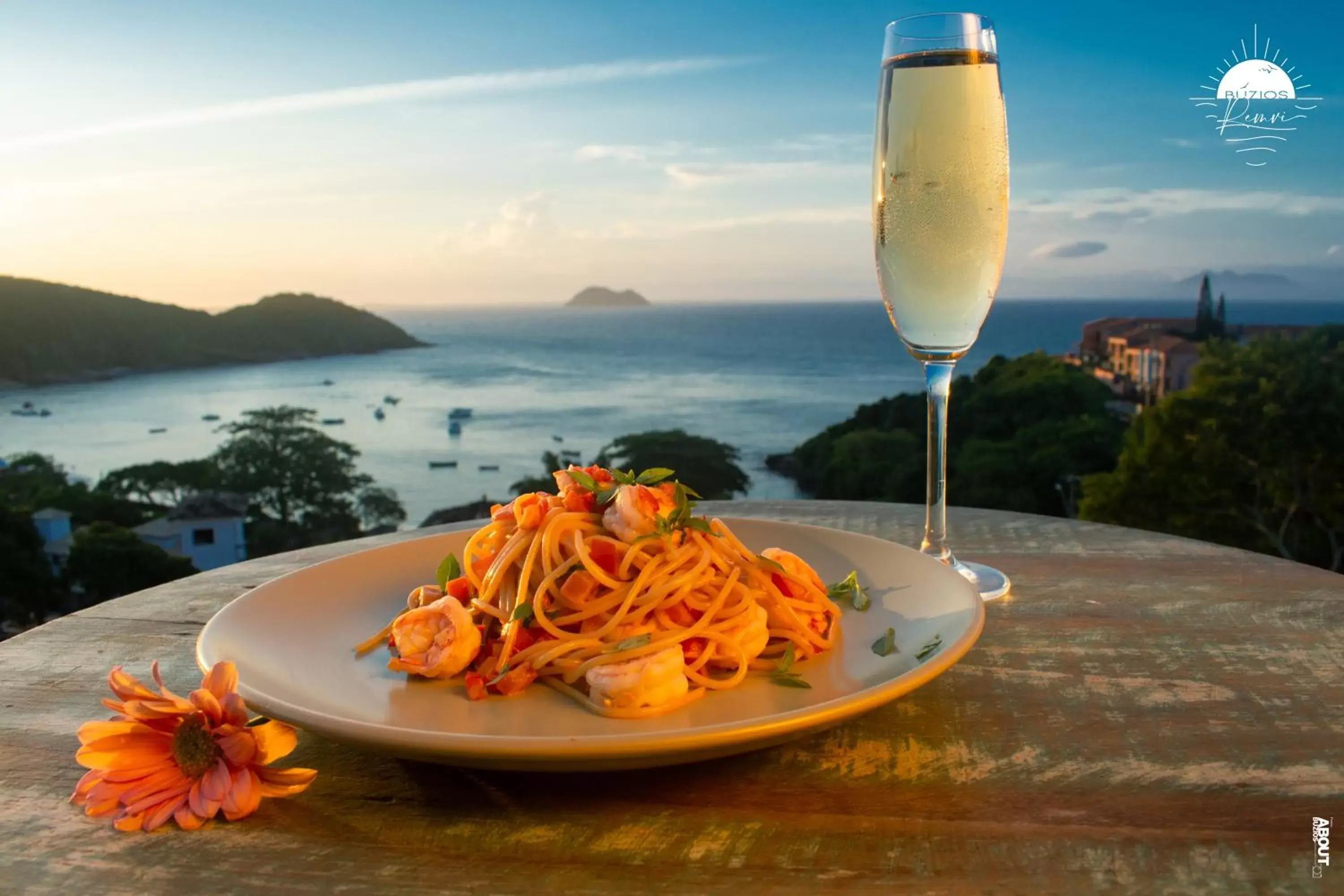 Restaurant/places to eat in Pousada Praia João Fernandes Restaurant/places to eat in Pousada Praia João Fernandes