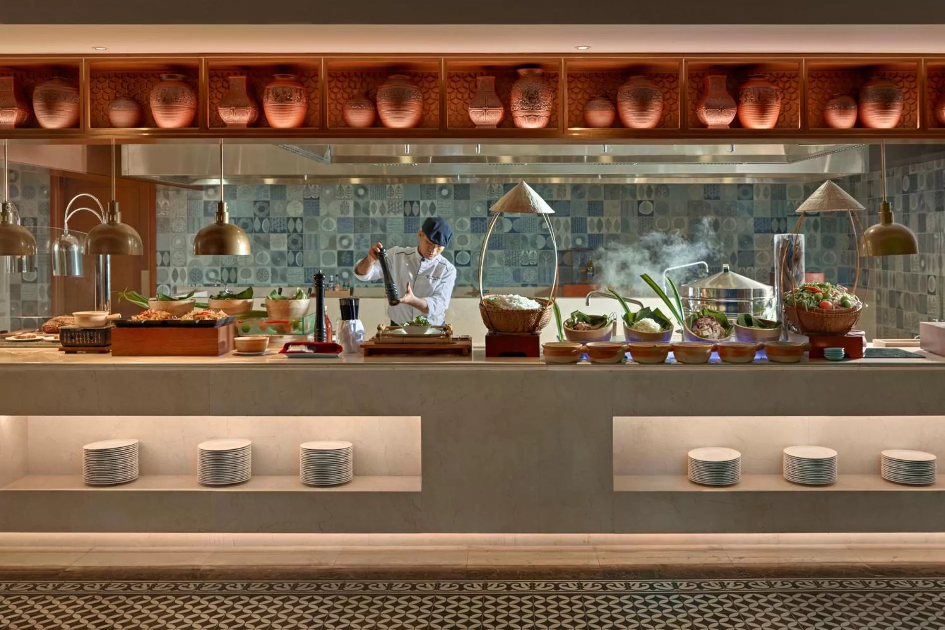 Restaurant/places to eat in Grand Mercure Hanoi