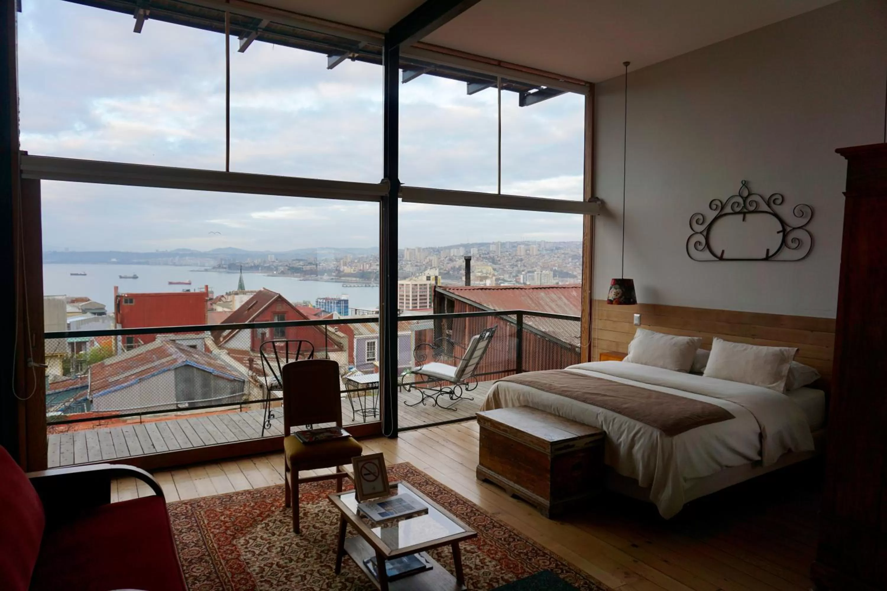 Bed in Augusta Hotel